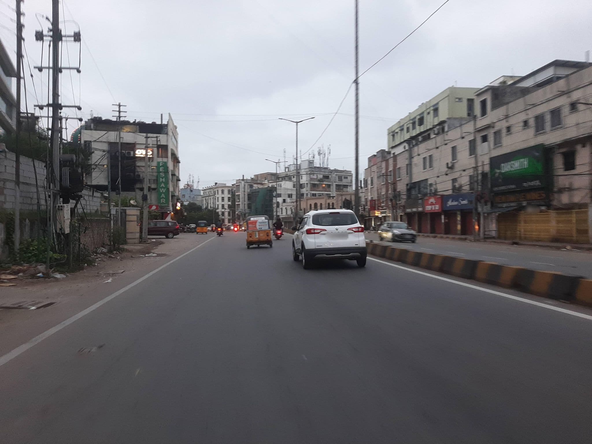 Street view near Treebo Wood Bridge, Hyderabad — © Mohammedazeem799 (CC BY-SA · Mapillary)