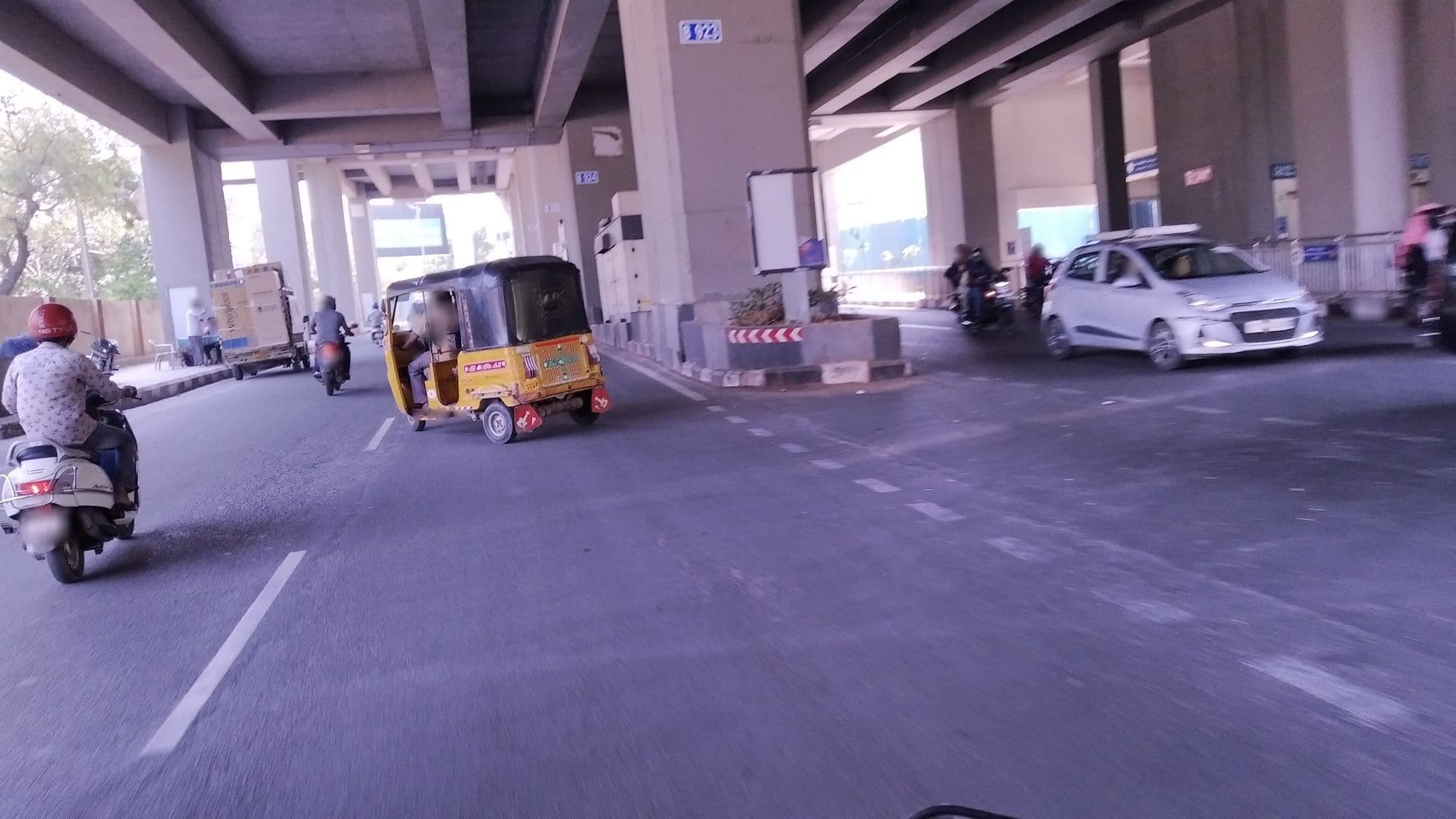 Street view near Swathi Lodge, Rāniganj — © seema (CC BY-SA · Mapillary)