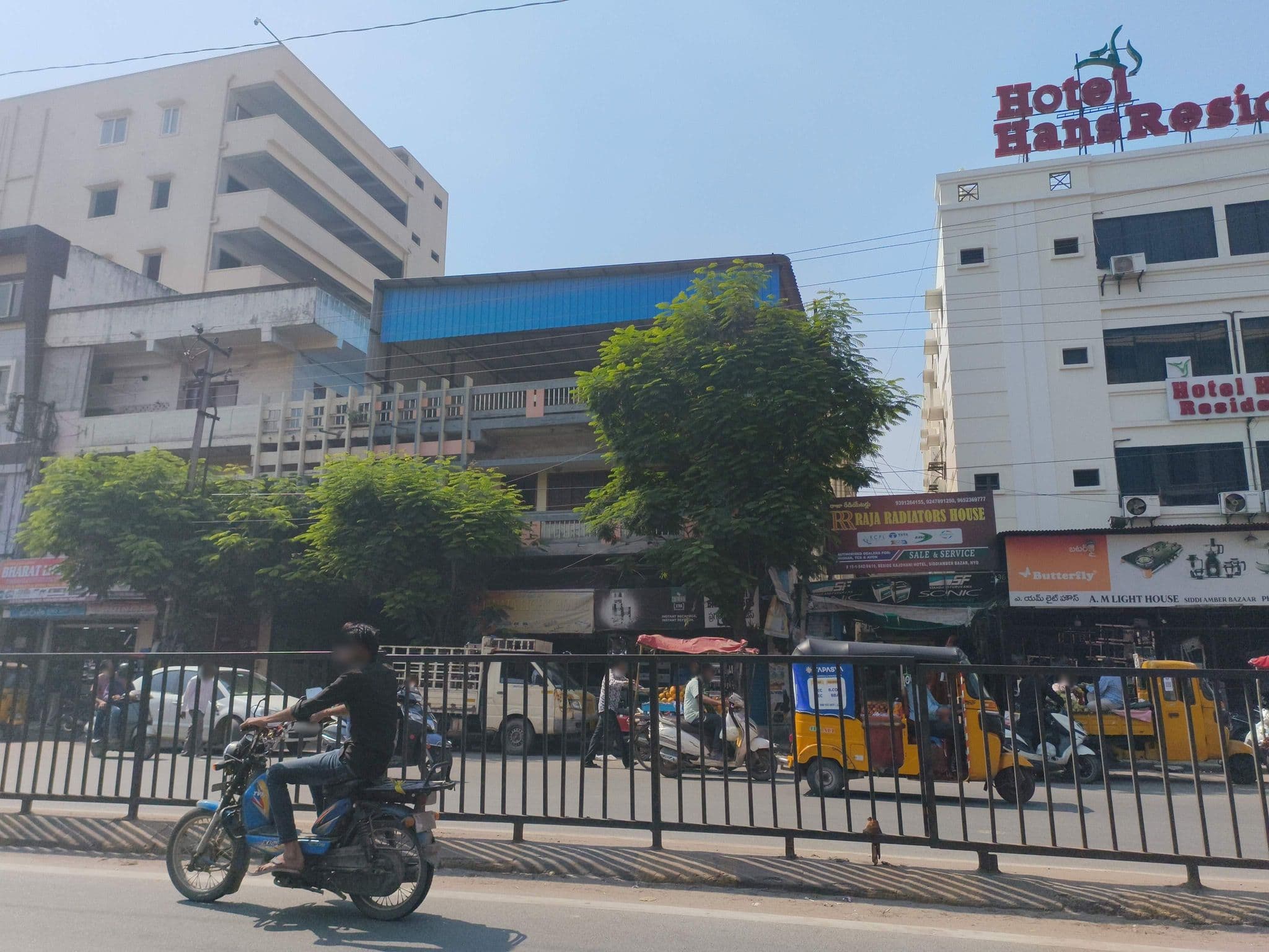 Street view near Hotel Hans Residency, Hyderabad — © ph4ni (CC BY-SA · Mapillary)