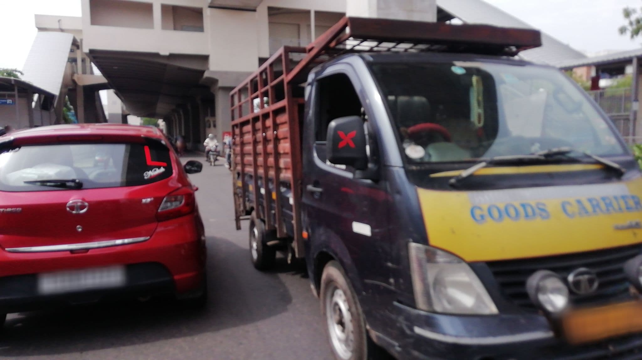 Street view near HotelTrupthi, Rāniganj — © priya117 (CC BY-SA · Mapillary)