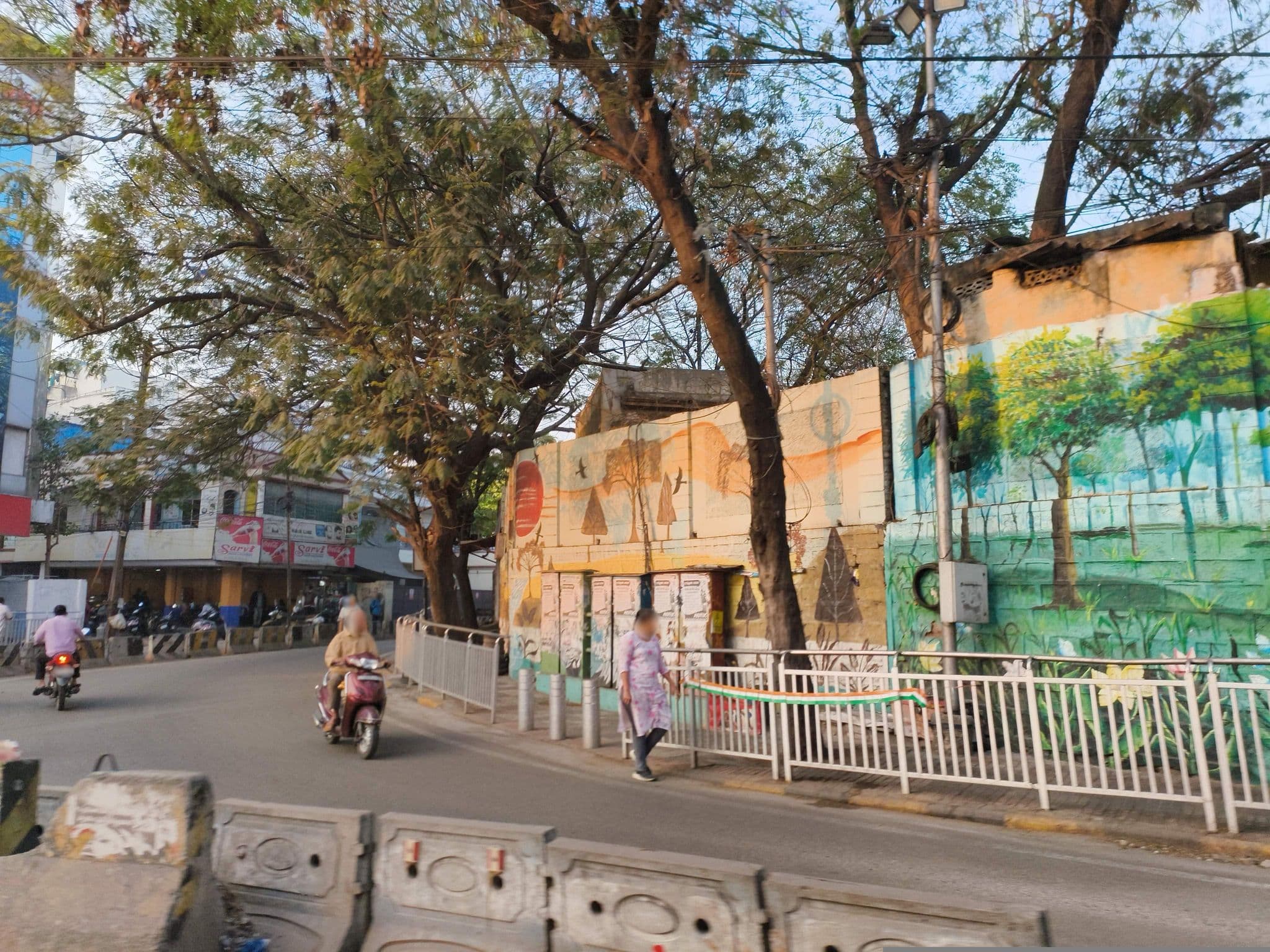 Street view near Perika Vidhyarthi Vasathi Graham, Hyderabad — © ph4ni (CC BY-SA · Mapillary)