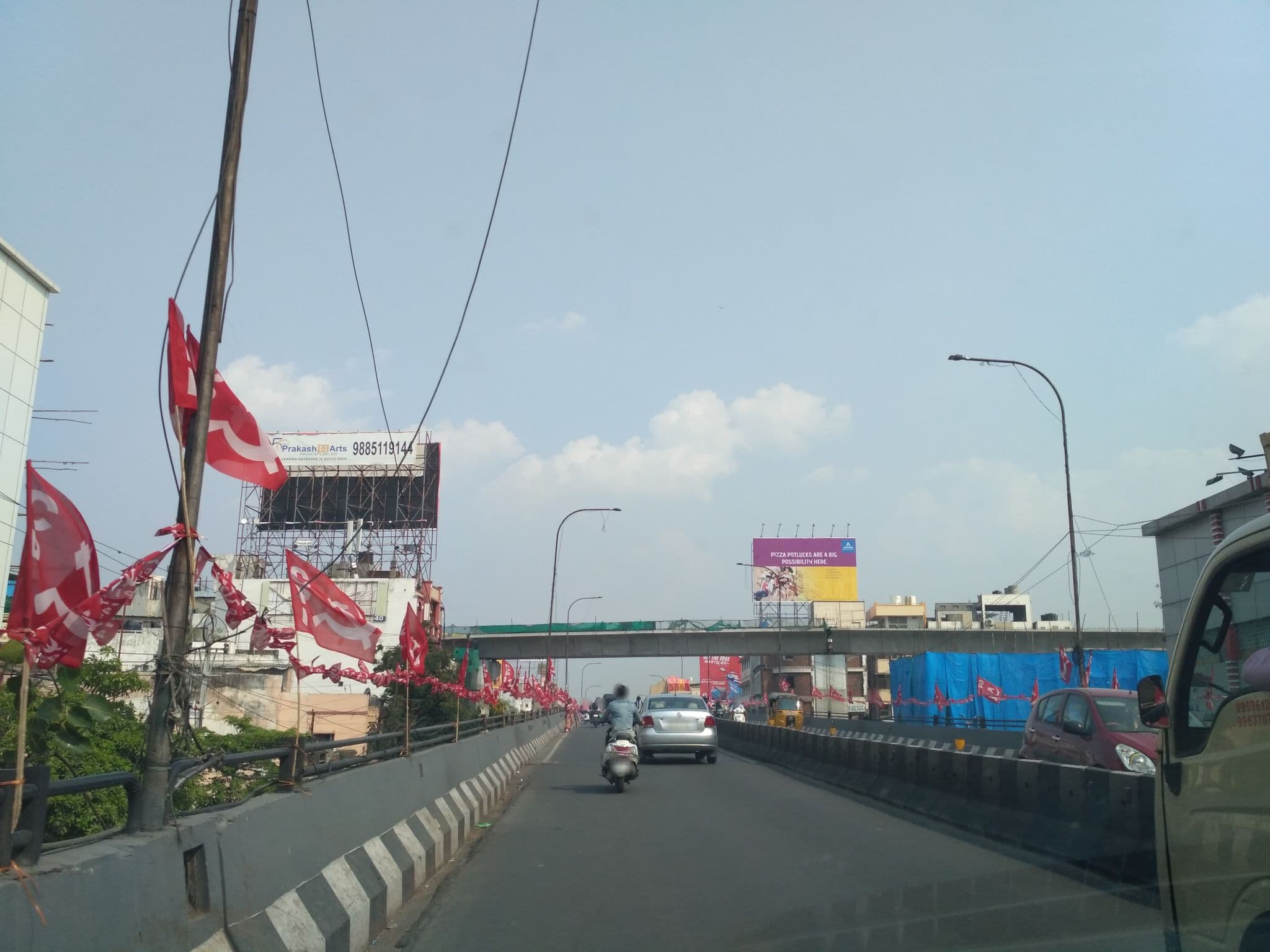 Street view near Sri Laxmi Lodge, Rāniganj — © chethan (CC BY-SA · Mapillary)