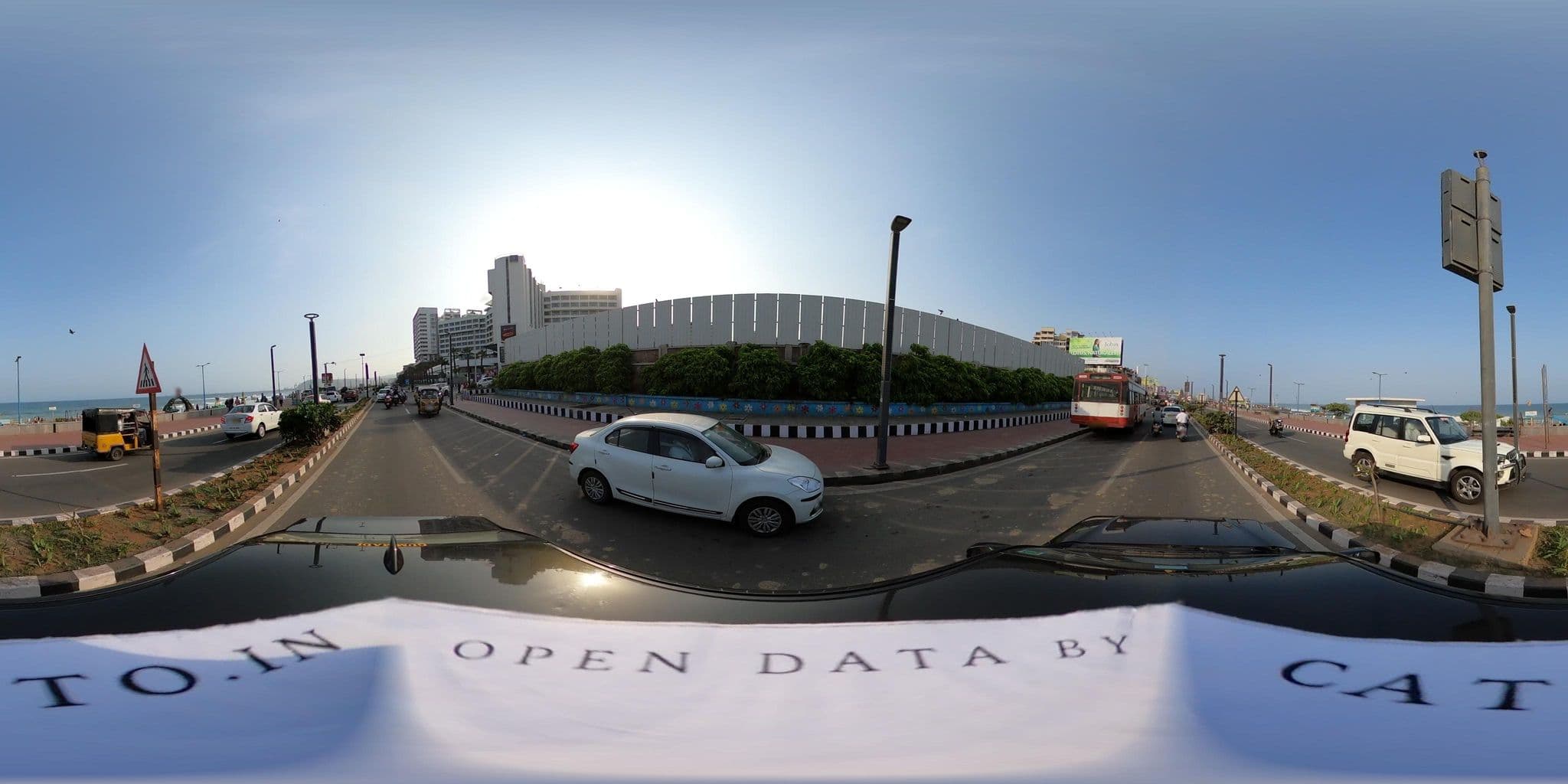 Street view near Taj Gateway, Rasapūdipalem — © Catto (CC BY-SA · Mapillary)
