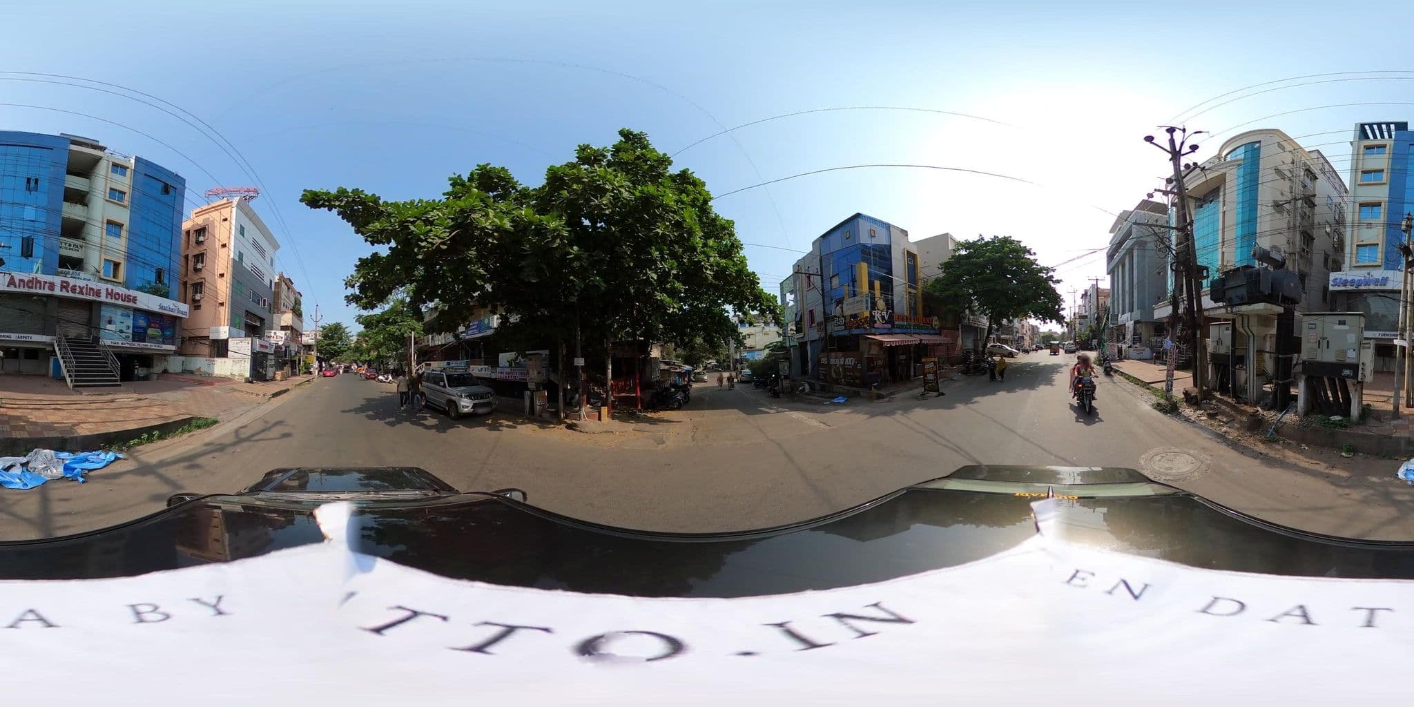 Street view near Sri Pydhi Grand, Rasapūdipalem — © Catto (CC BY-SA · Mapillary)