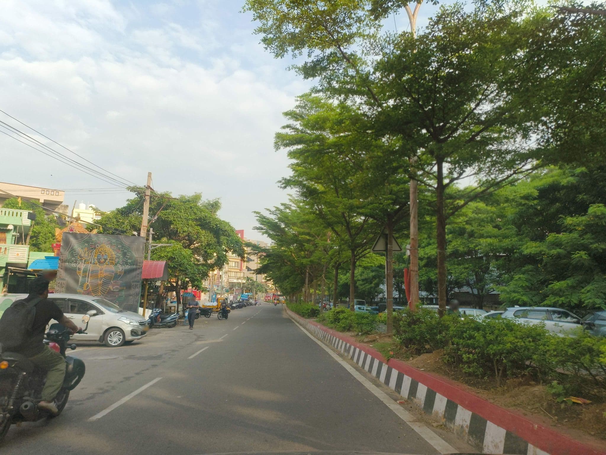 Street view near OYO 15019 Savera Function Hall, Rasapūdipalem — © ph4ni (CC BY-SA · Mapillary)