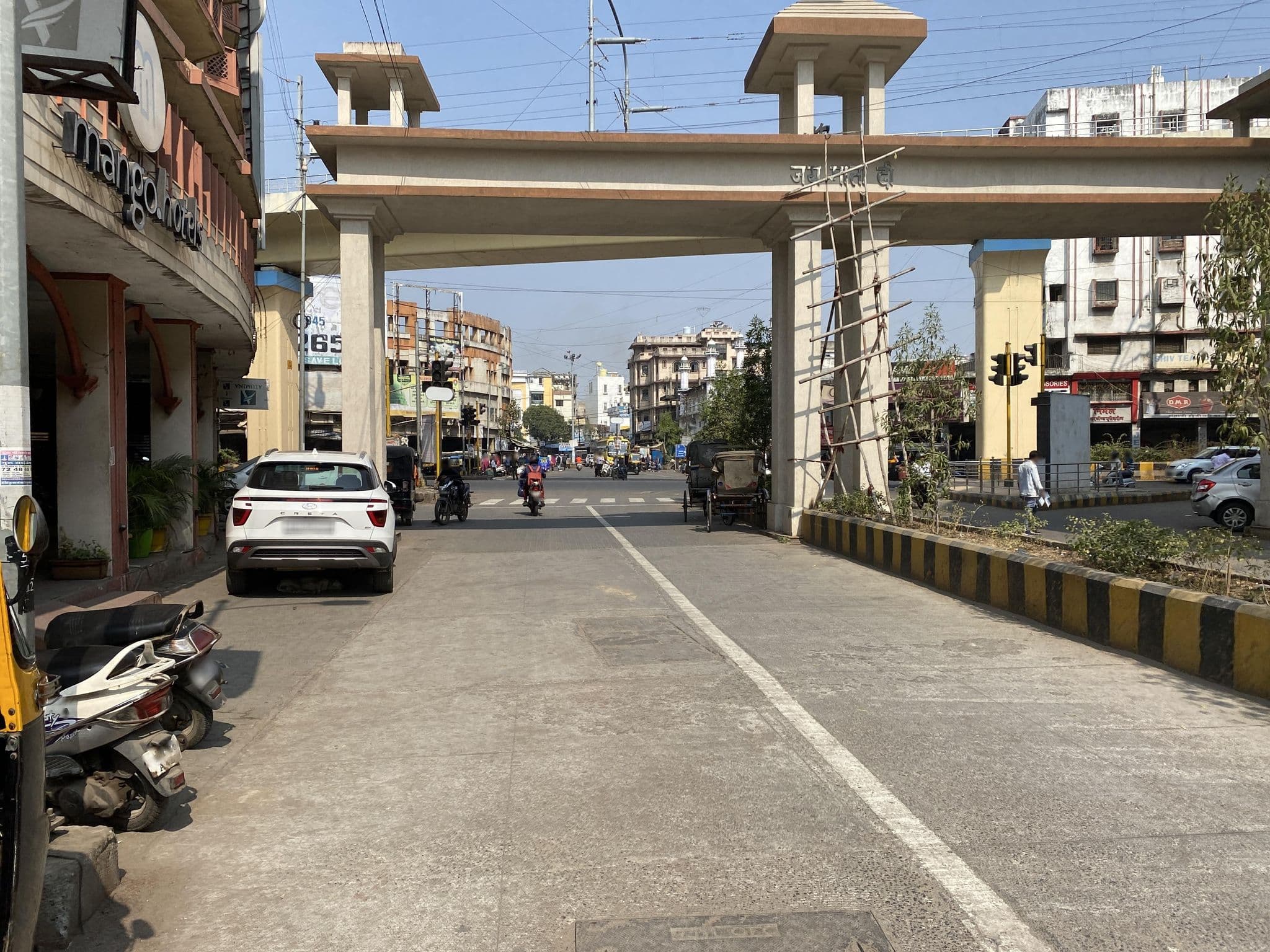 Street view near Hotal Sunlight, Nagpur — © aintgd (CC BY-SA · Mapillary)