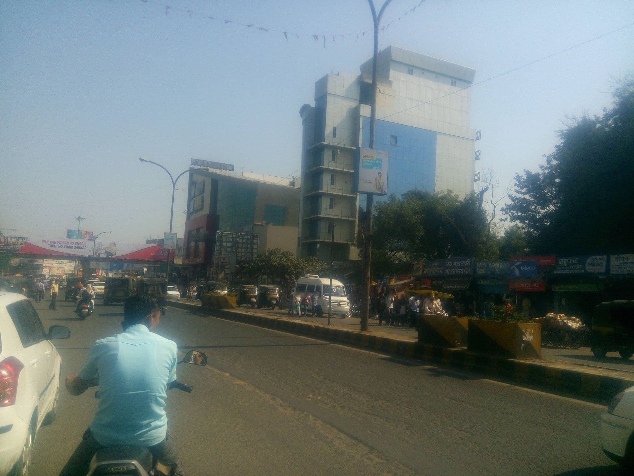 Street view near Ashirwad Banquets RANIKOTHI GROUP, Nagpur — © shahrukh (CC BY-SA · Mapillary)