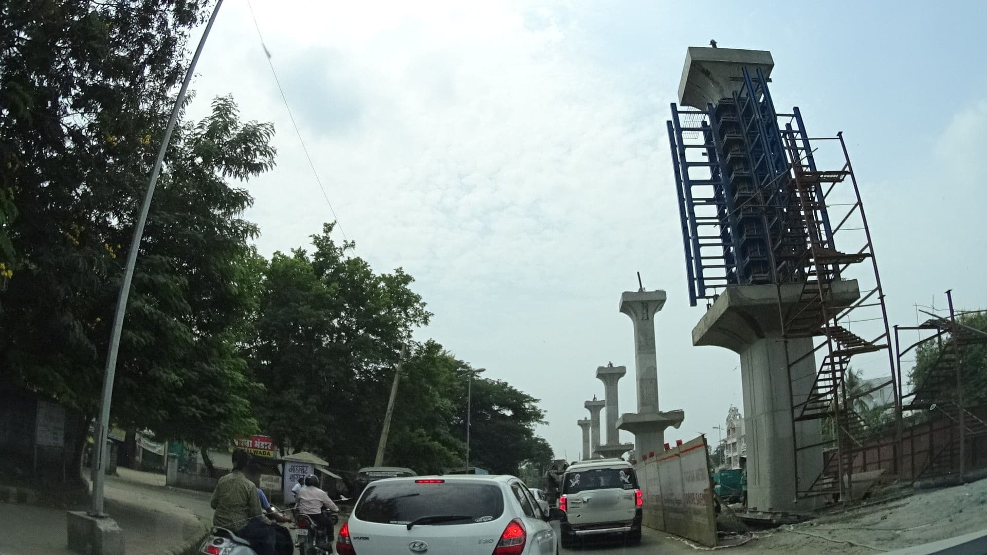 Street view near Oyo Townhouse, Nagpur — © geohacker (CC BY-SA · Mapillary)