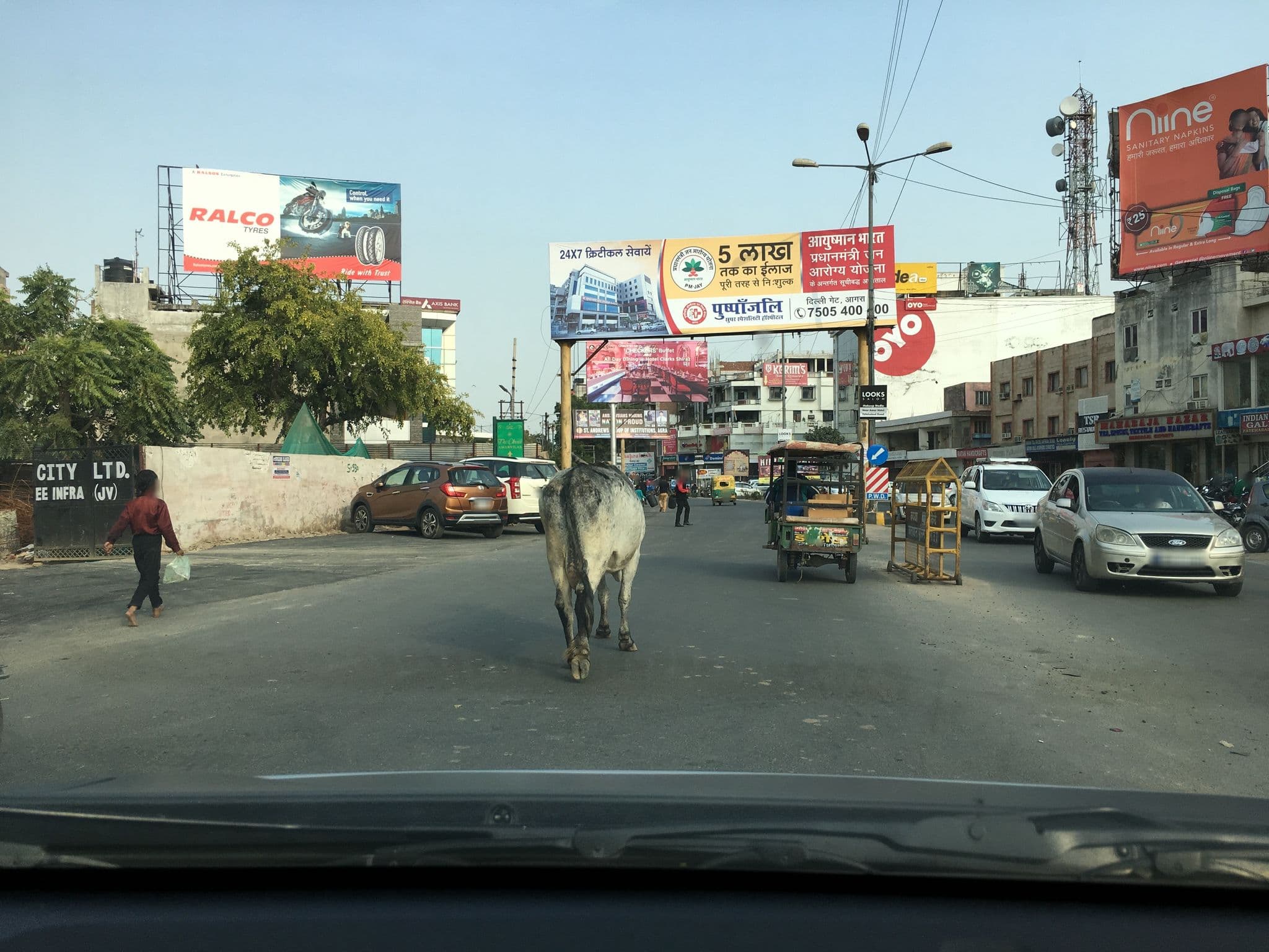 Street view near Hotel The Idea Inn, Agra — © gaurav84 (CC BY-SA · Mapillary)