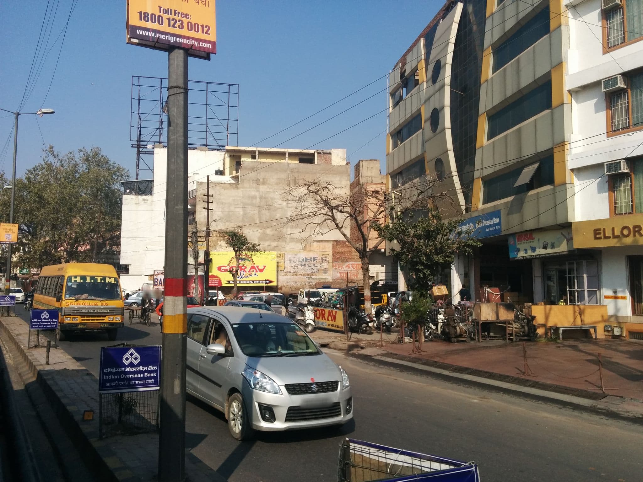Street view near Ellora Guest House, Agra — © sashazykov (CC BY-SA · Mapillary)