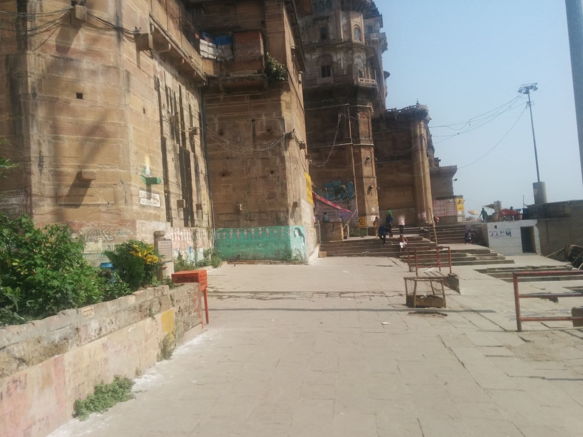 Street view near Dwivedi Hotels Hotel Elena, Varanasi — © sashazykov (CC BY-SA · Mapillary)
