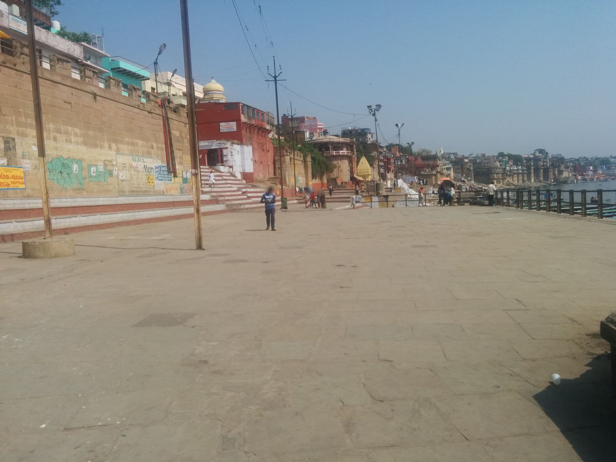 Street view near Krishna Paying Guest House, Varanasi — © sashazykov (CC BY-SA · Mapillary)