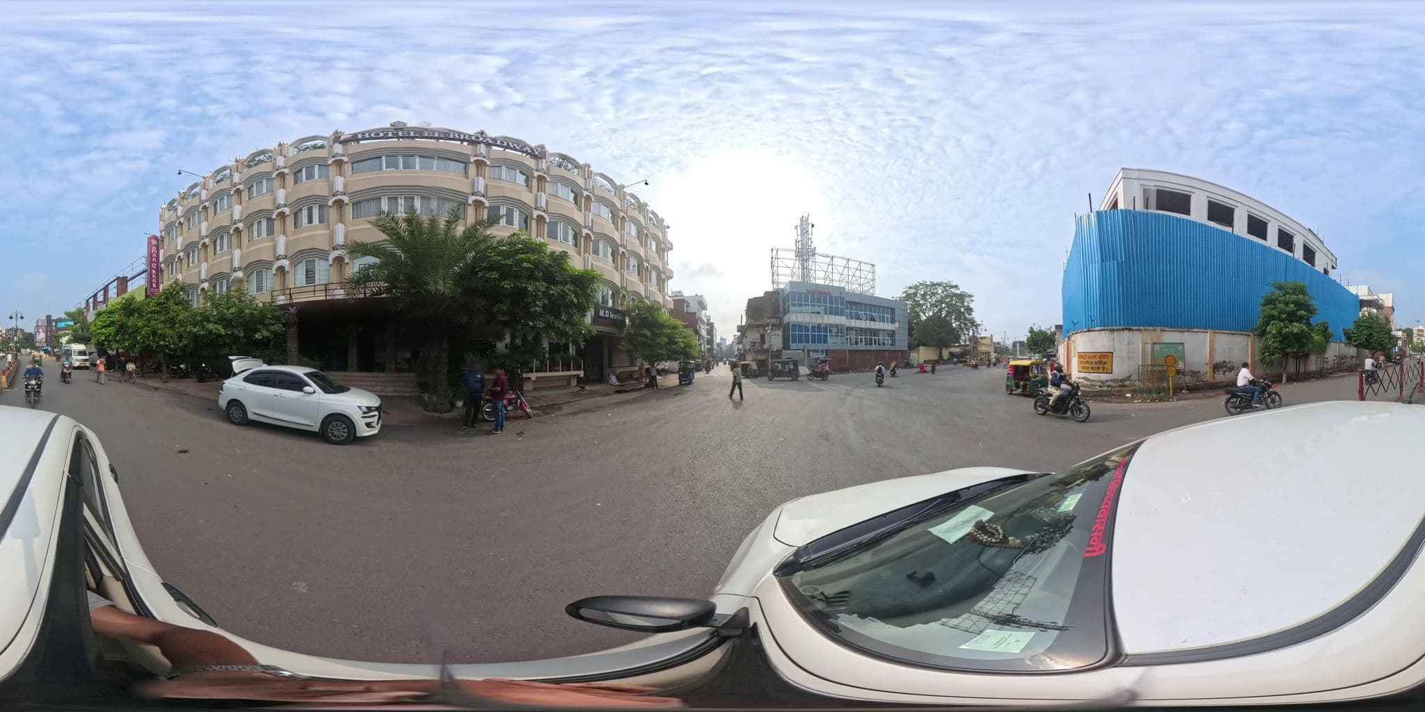 Street view near New Hotel Broadway, Varanasi — © skysign (CC BY-SA · Mapillary)
