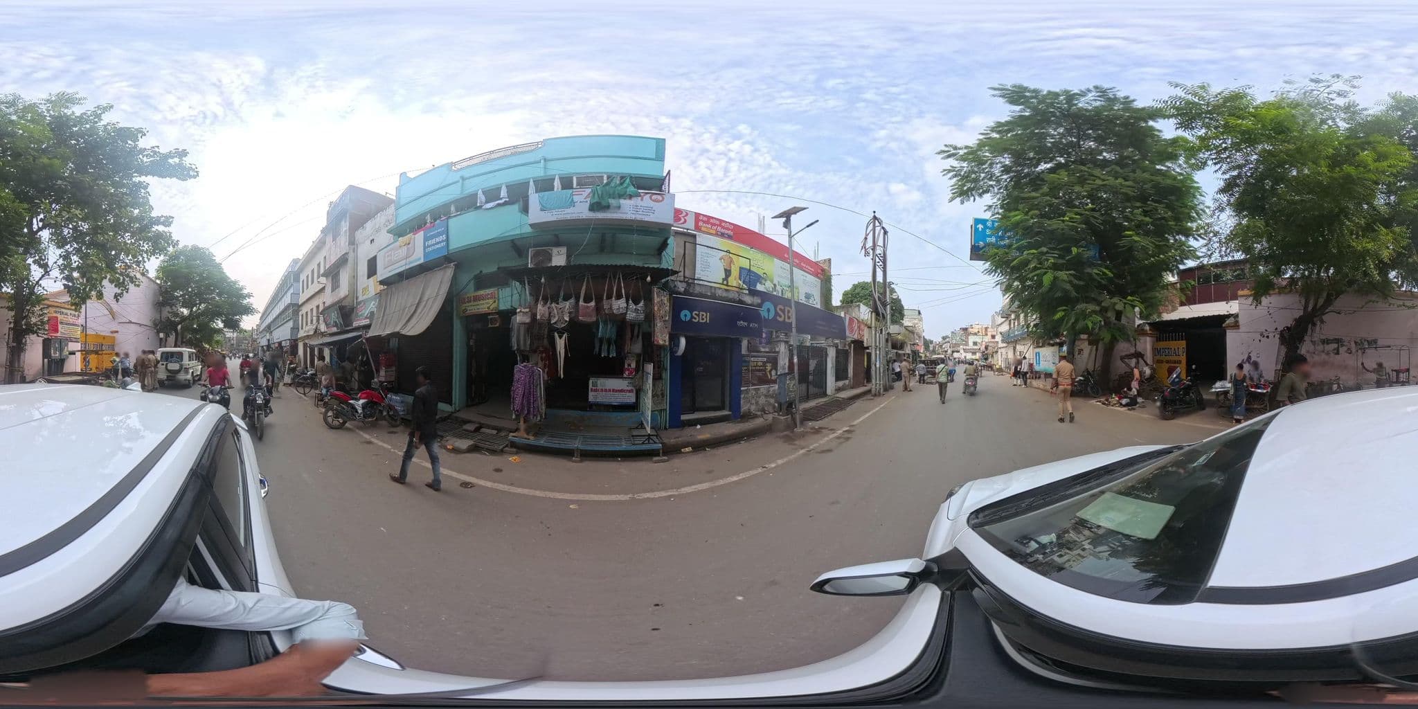 Street view near Hotel Varanasi Heritage, Varanasi — © skysign (CC BY-SA · Mapillary)