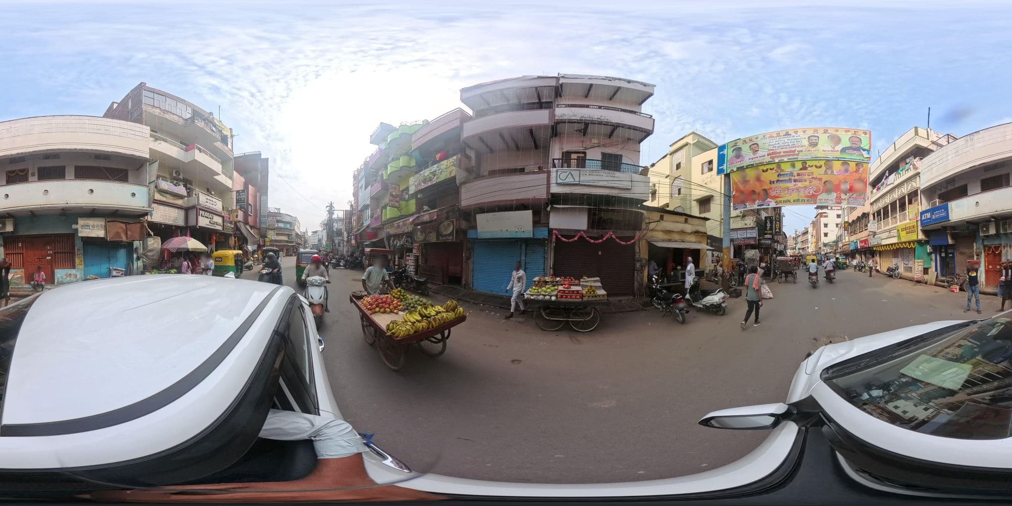 Street view near Great Ganga Palace, Varanasi — © skysign (CC BY-SA · Mapillary)