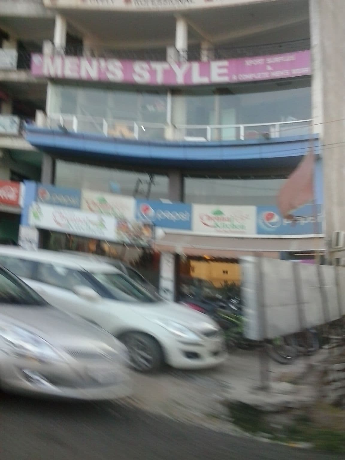 Street view near Capital O 3185 Hotel Emerald, Ranchi — © rakesh (CC BY-SA · Mapillary)