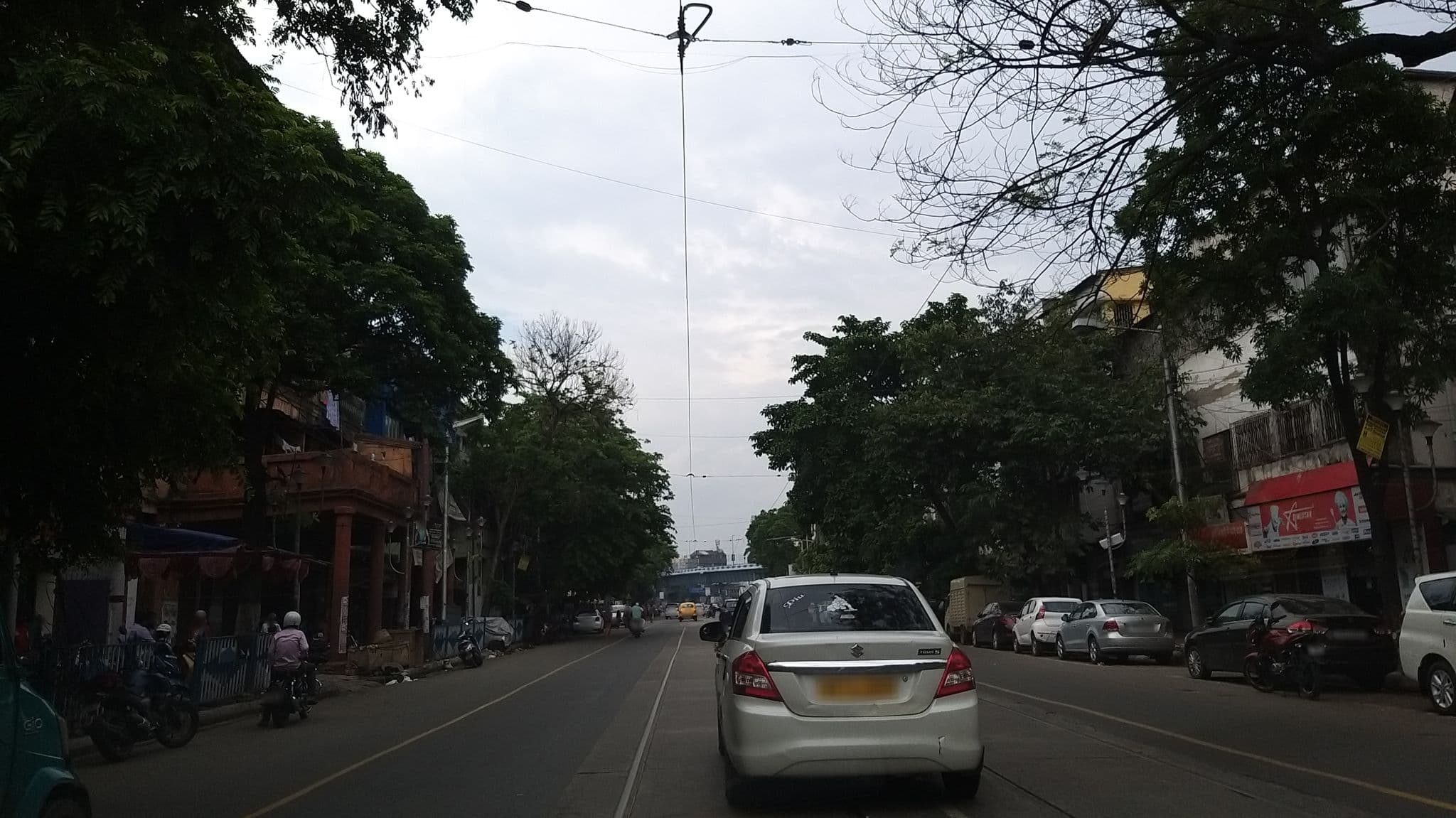 Street view near Oyo 1058 Hotel Royal Garden, Kolkata — © tasauf1980 (CC BY-SA · Mapillary)