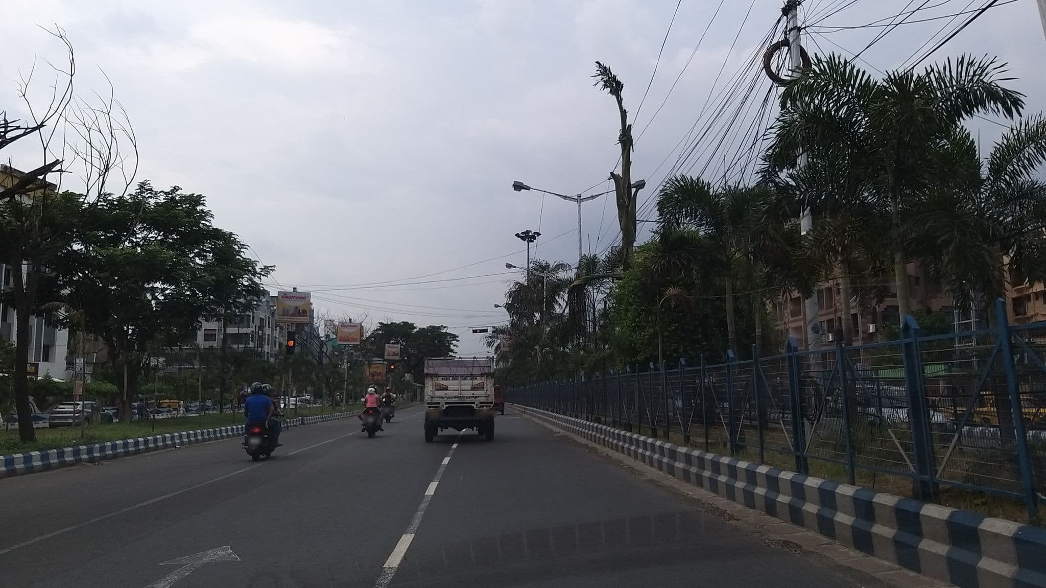 Street view near Atithi Inn, Dam Dam — © tasauf1980 (CC BY-SA · Mapillary)