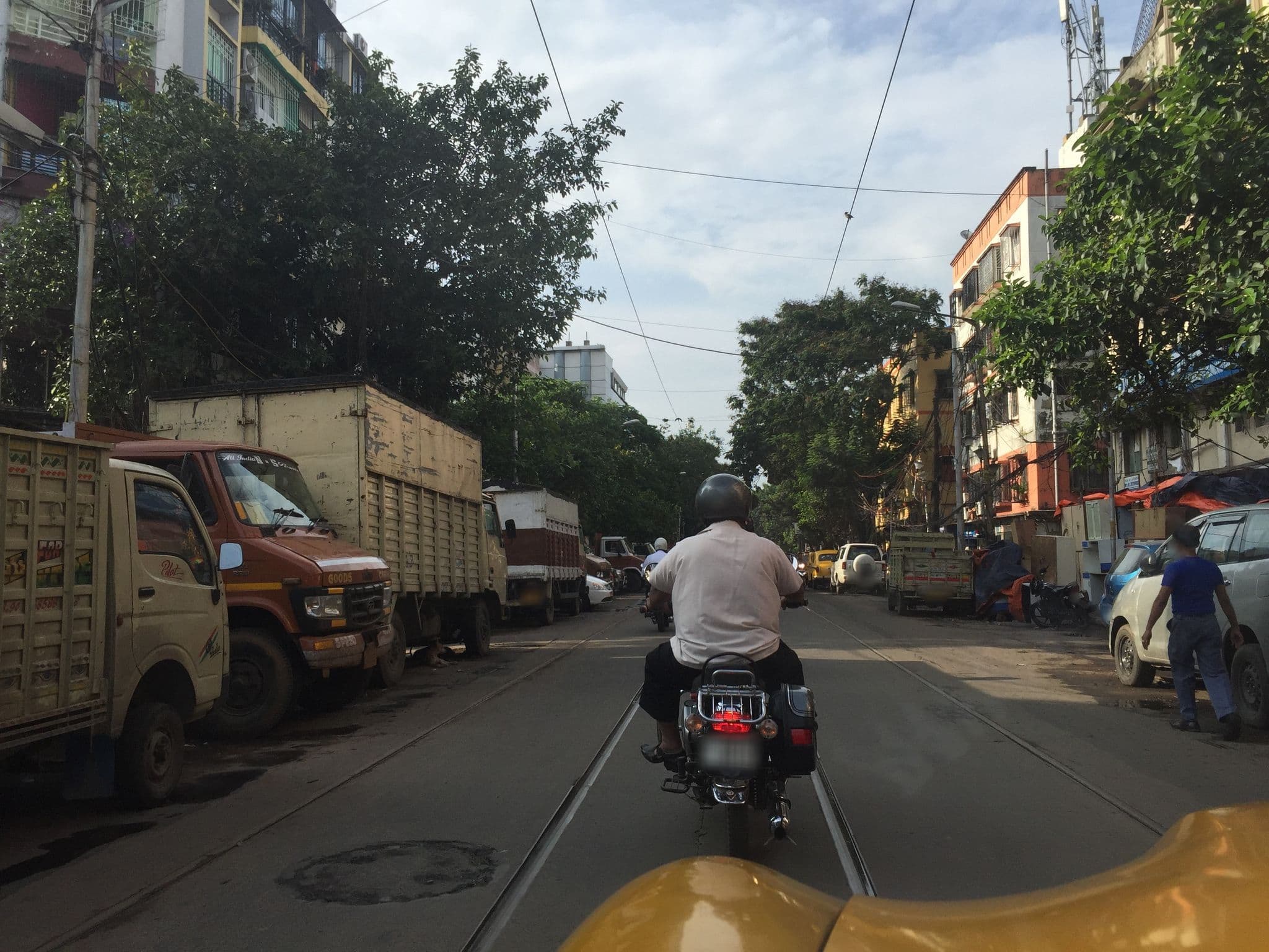 Street view near Comfort Inn, Kolkata — © infolimon (CC BY-SA · Mapillary)