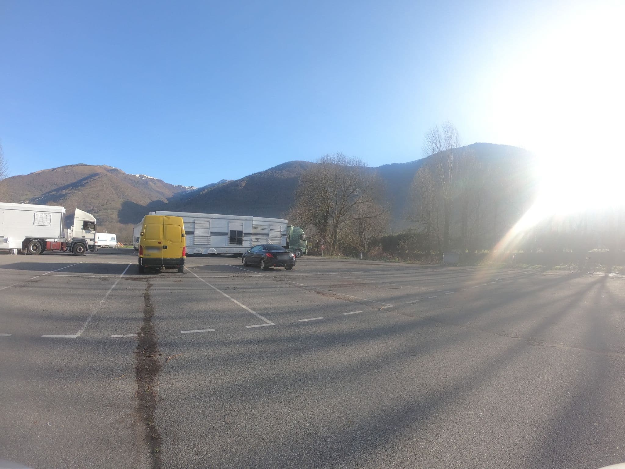 Street view near Aire de stationnement Bagnères-de-Luchon, Bagnères-de-Luchon — © joostjakob (CC BY-SA · Mapillary)