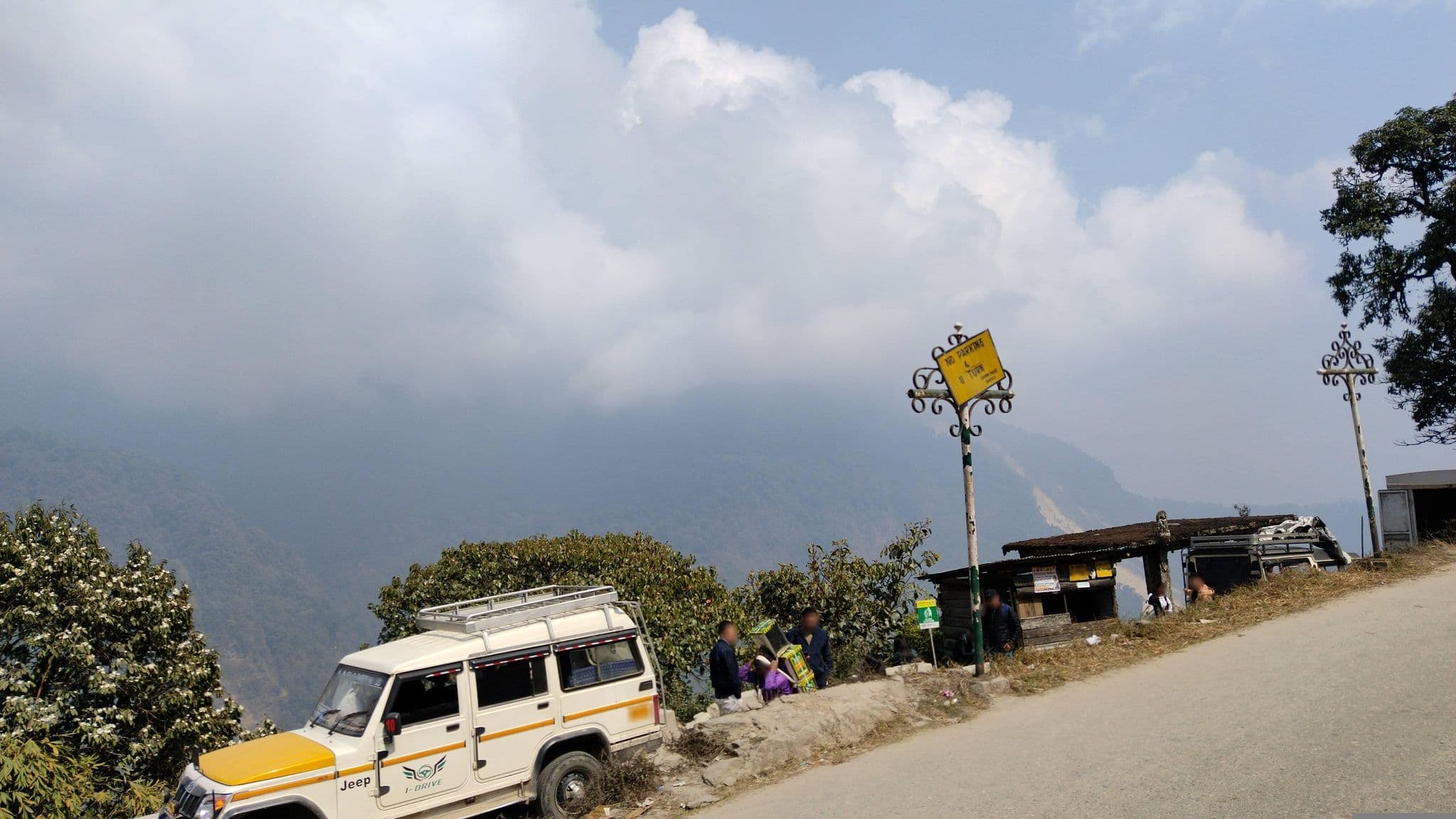Street view near 10zing Hotel, Gyalshing — © tanayshah (CC BY-SA · Mapillary)