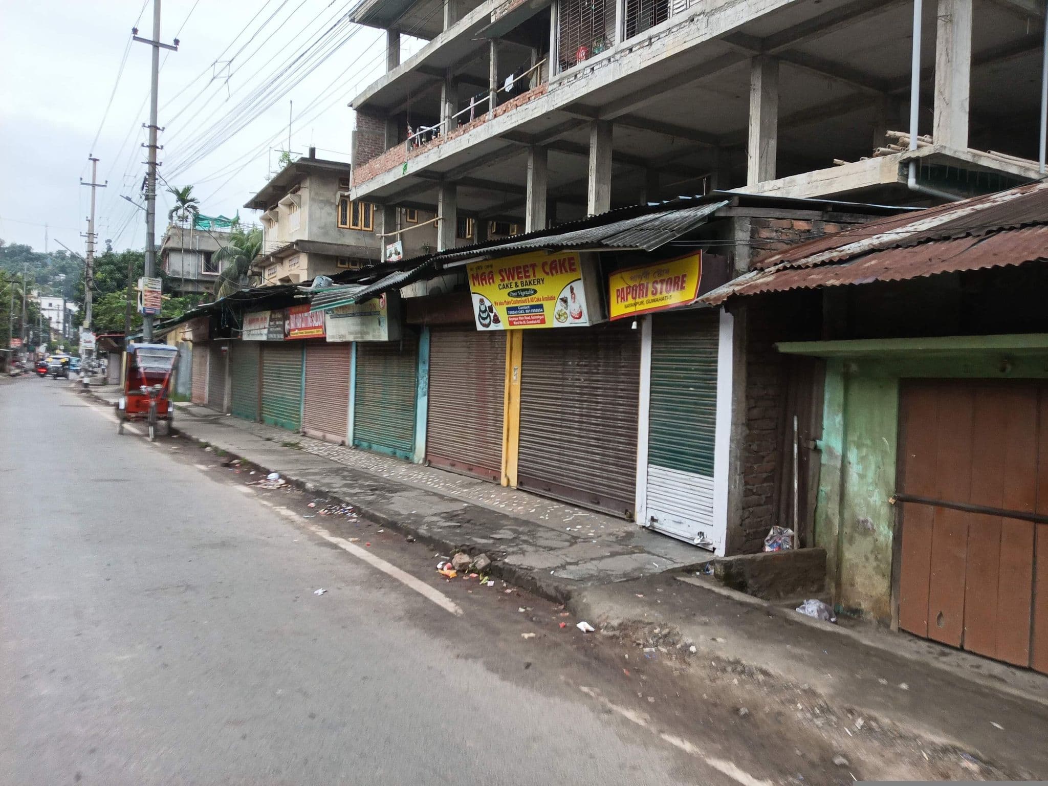 Street view near Hotel Subanisiri, Dispur — © Diju_0987 (CC BY-SA · Mapillary)