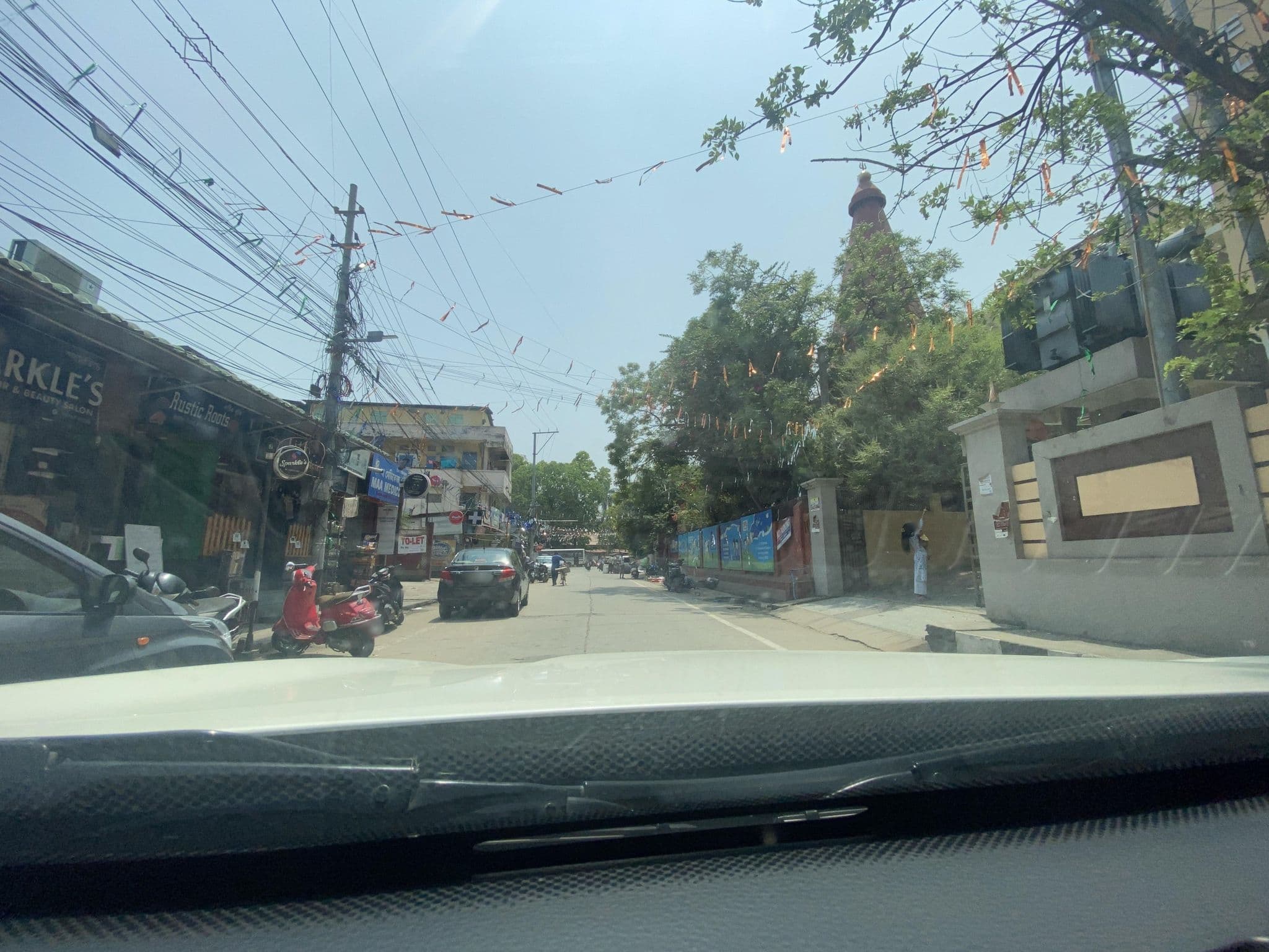 Street view near OYO 9979 Goahati Guest House, Guwahati — © buragohainu (CC BY-SA · Mapillary)