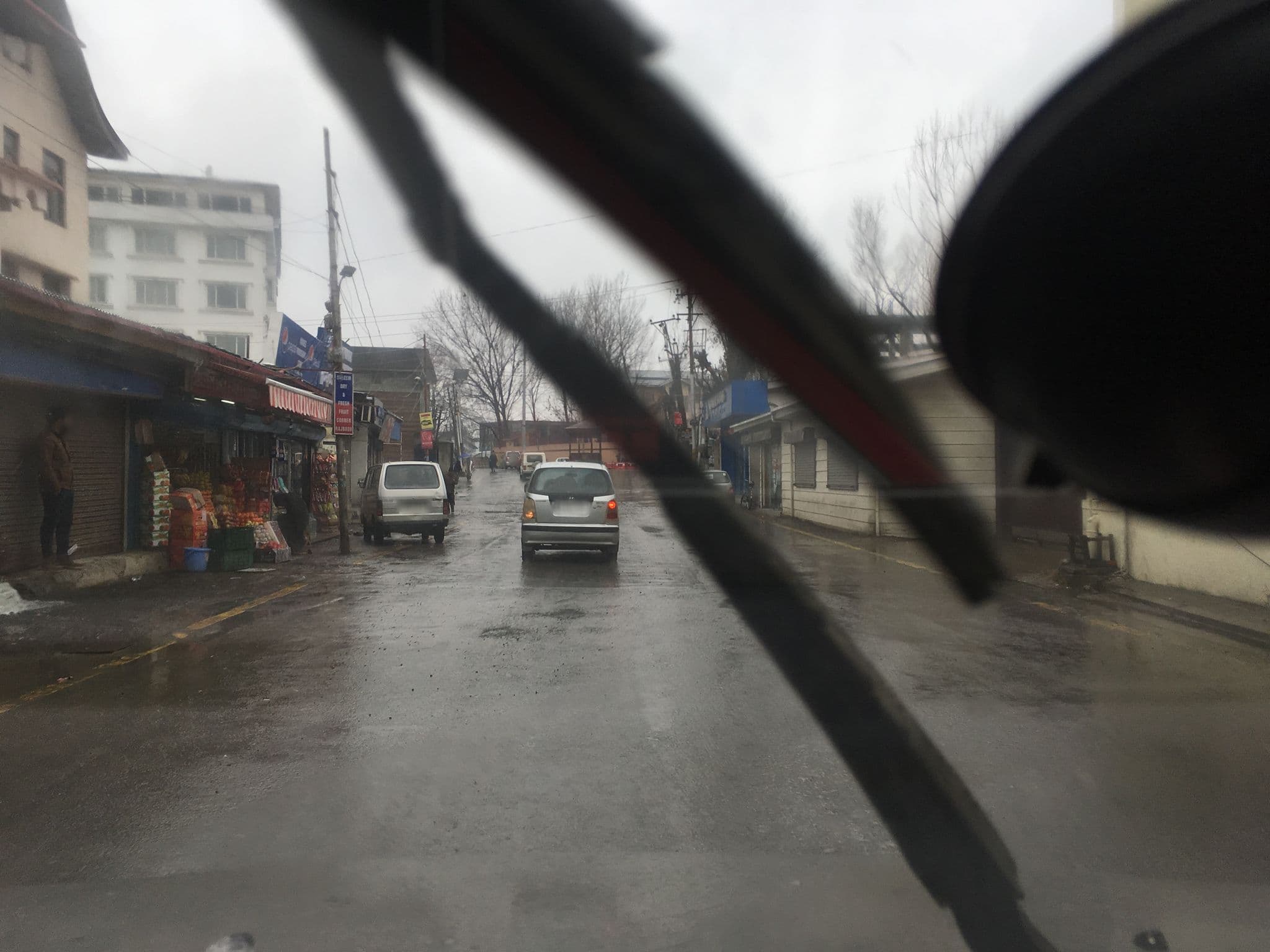 Street view near Dove Cottage, Srinagar — © seismoguy (CC BY-SA · Mapillary)