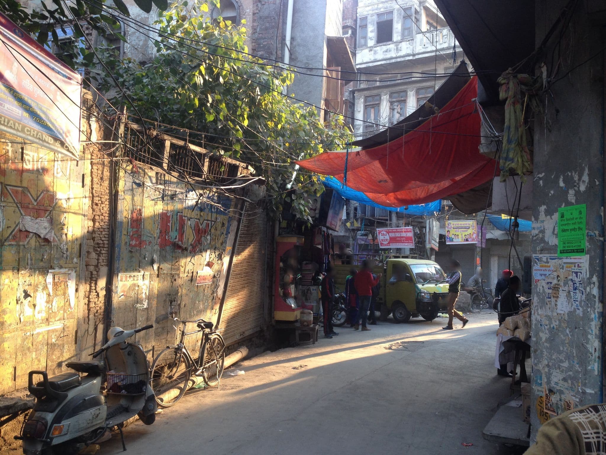 Street view near Heaven View Hotel, Amritsar — © jasmeet (CC BY-SA · Mapillary)