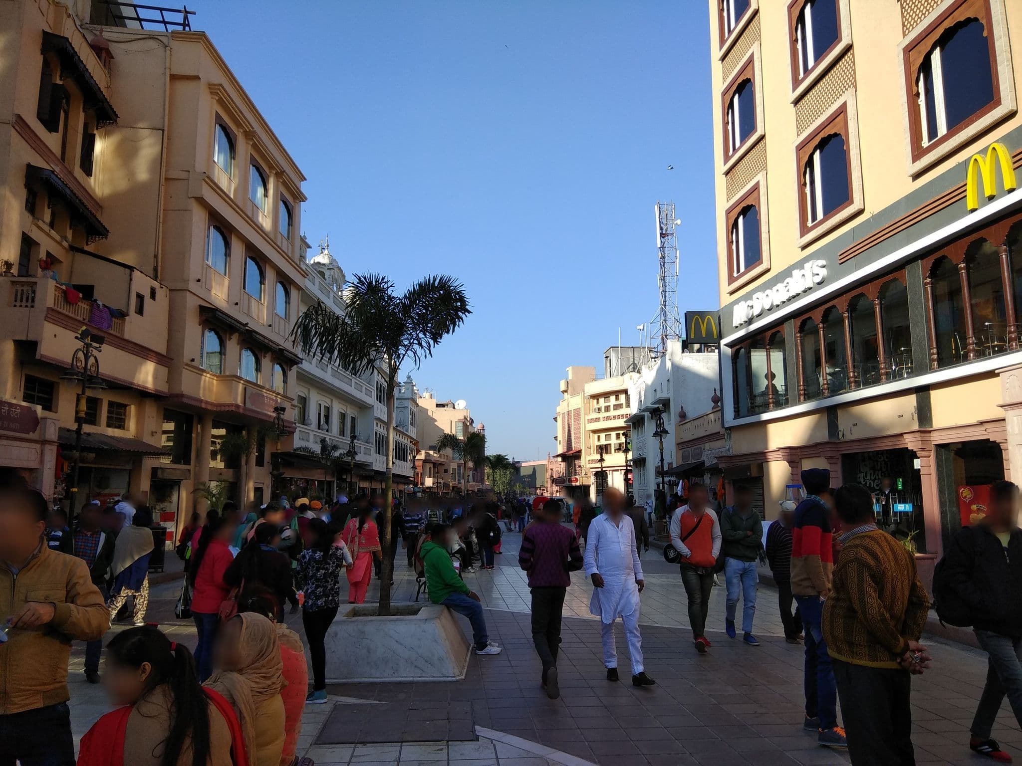 Street view near Surestay, Amritsar — © harsimransingh (CC BY-SA · Mapillary)