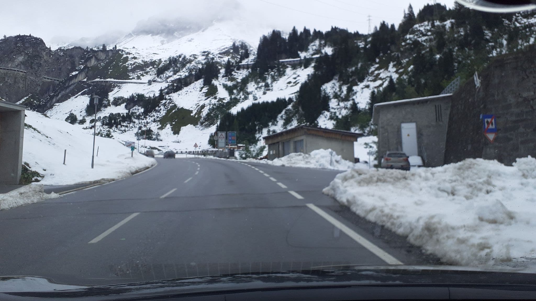 Street view near Mondschein, Lech