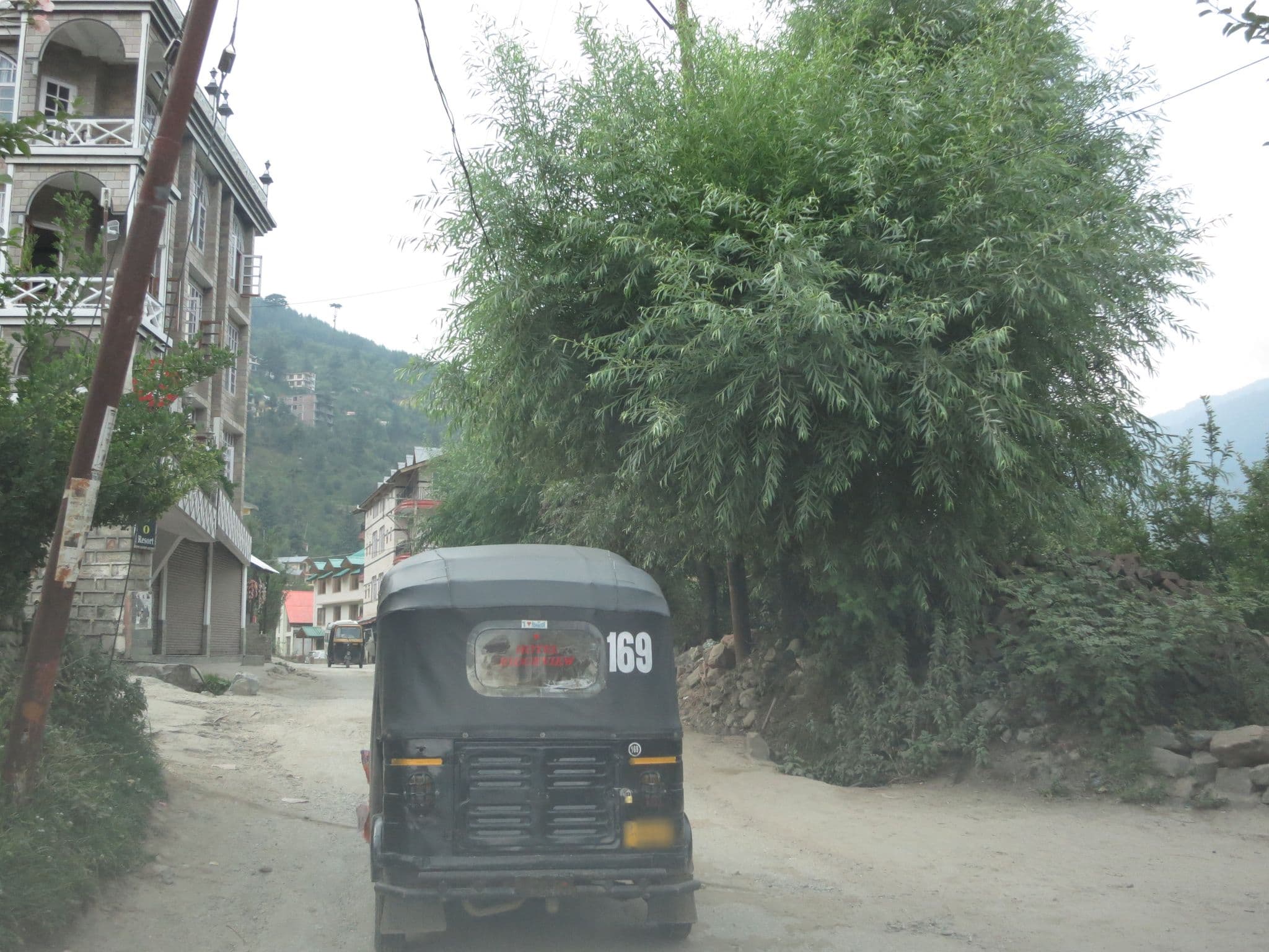 Street view near Hotel Swastik Grand, Kulu — © lto (CC BY-SA · Mapillary)