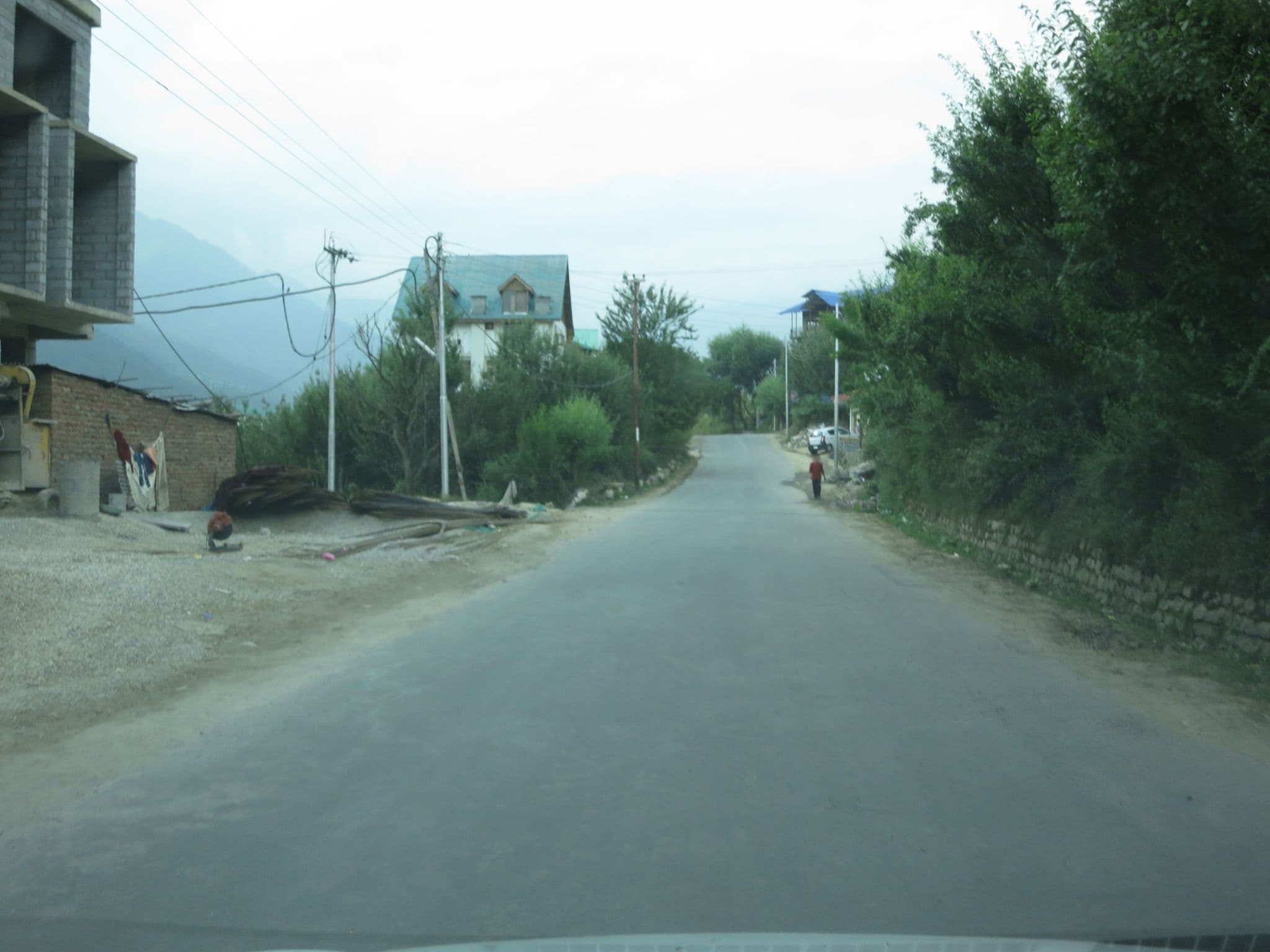 Street view near Coral Resort and Spa, Kulu — © lto (CC BY-SA · Mapillary)