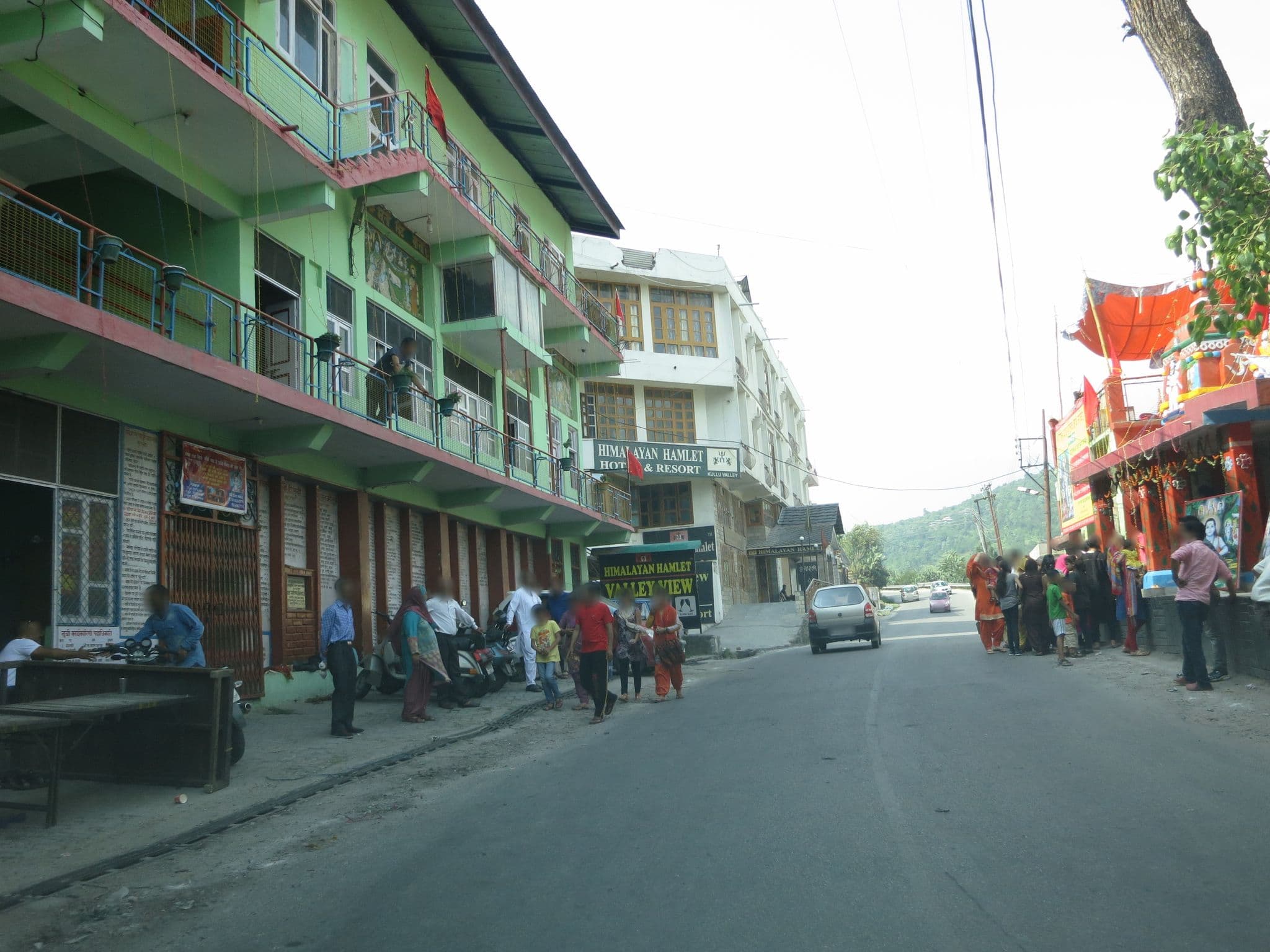 Street view near Valley View Resort Kullu, Kulu — © lto (CC BY-SA · Mapillary)