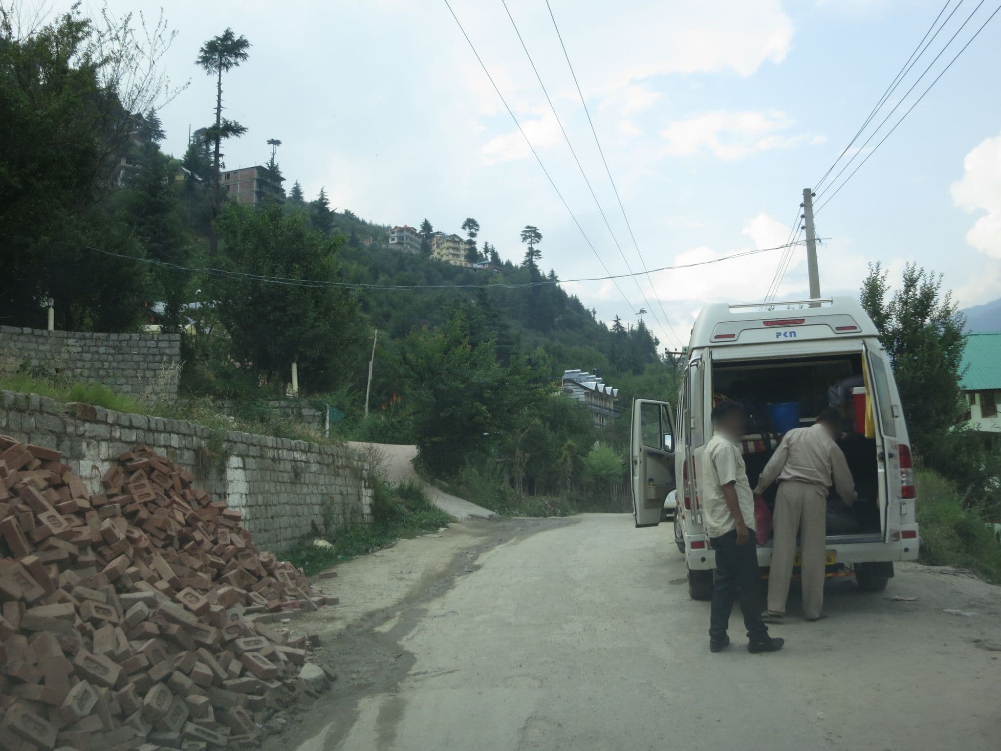 Street view near Modern Cottage, Kulu — © lto (CC BY-SA · Mapillary)