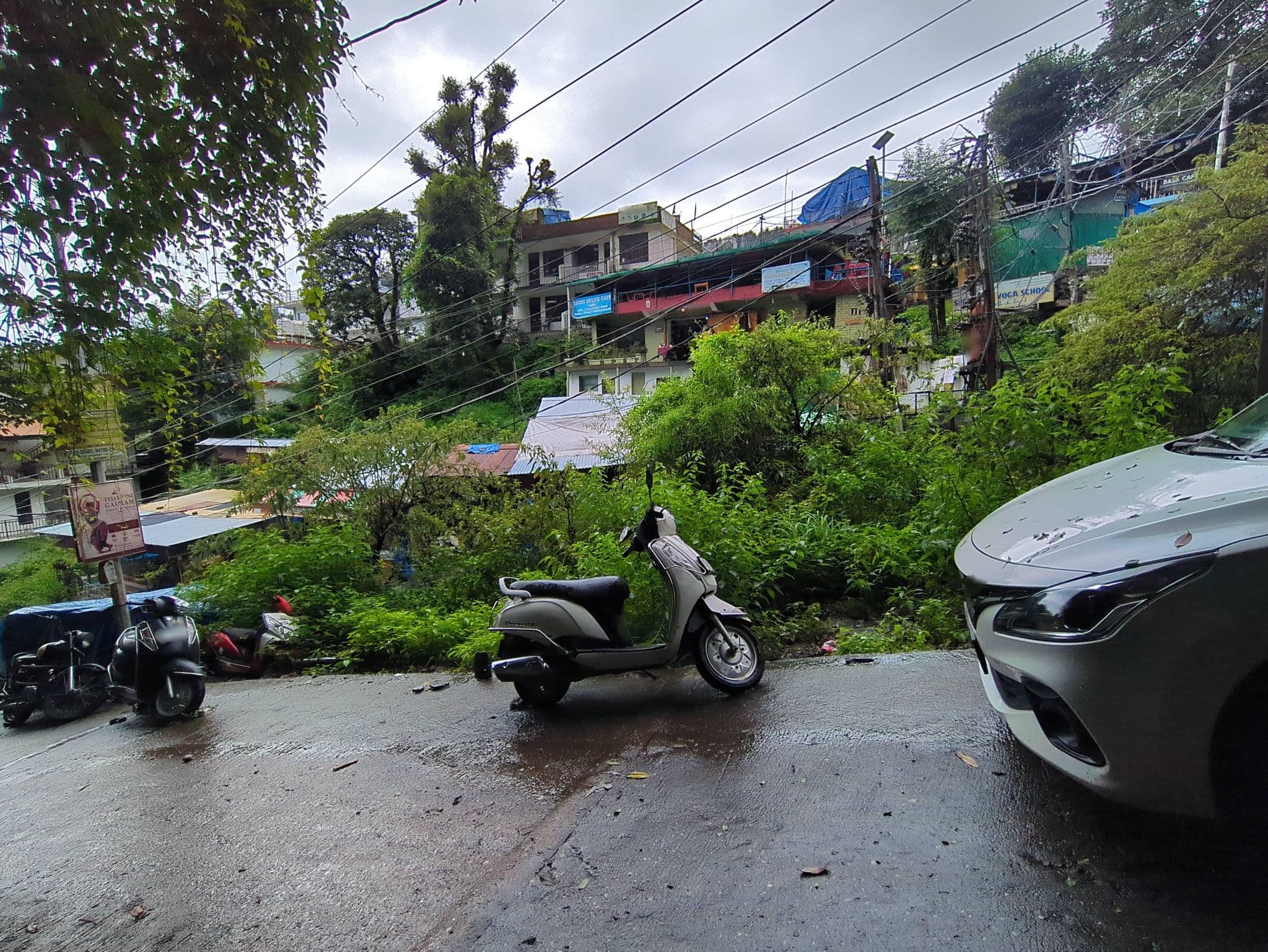 Street view near Hemp House Shop, Dharamsala — © RustlingLittleBear (CC BY-SA · Mapillary)