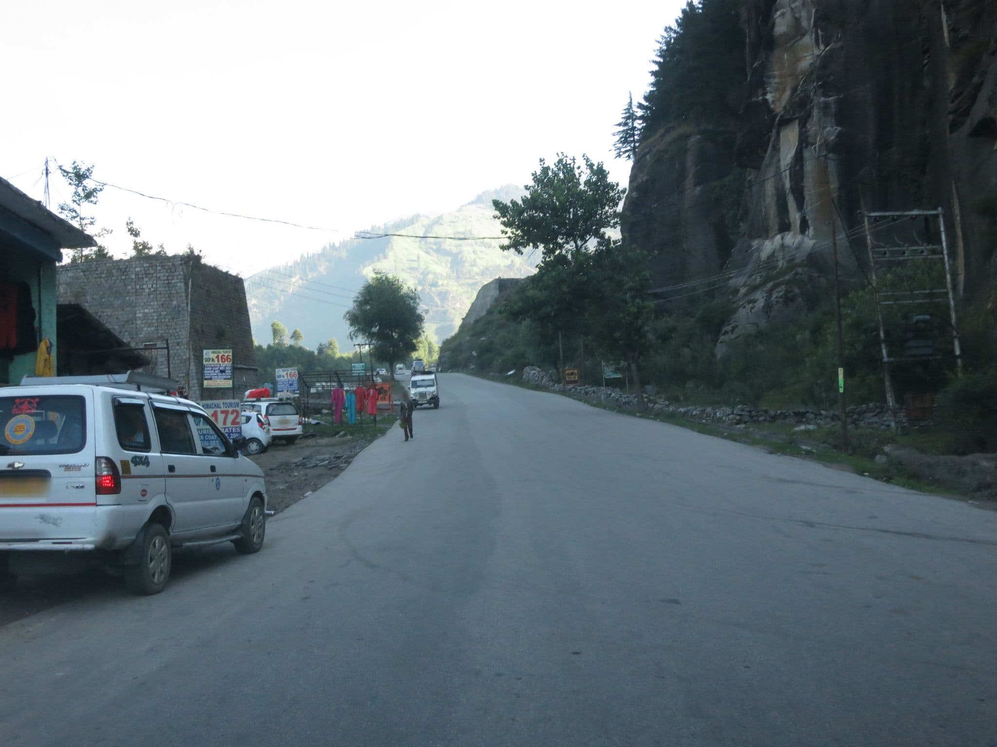 Street view near Aarnaa Cottages, Kyelang — © lto (CC BY-SA · Mapillary)