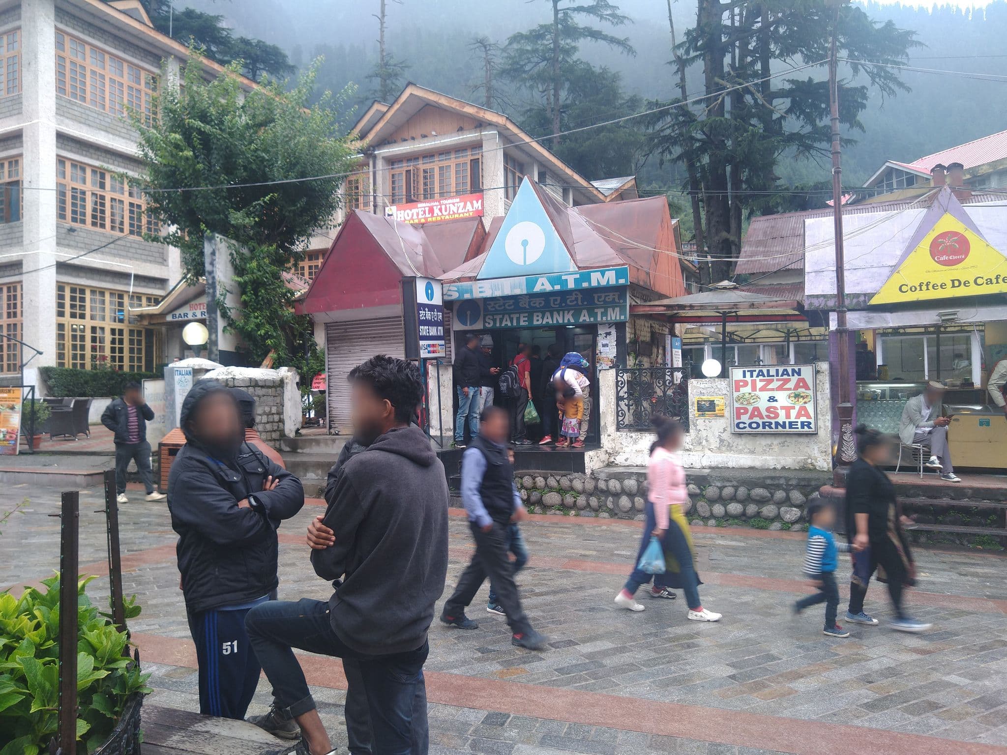 Street view near Hotel Renuka, Kulu — © rohan_2911 (CC BY-SA · Mapillary)