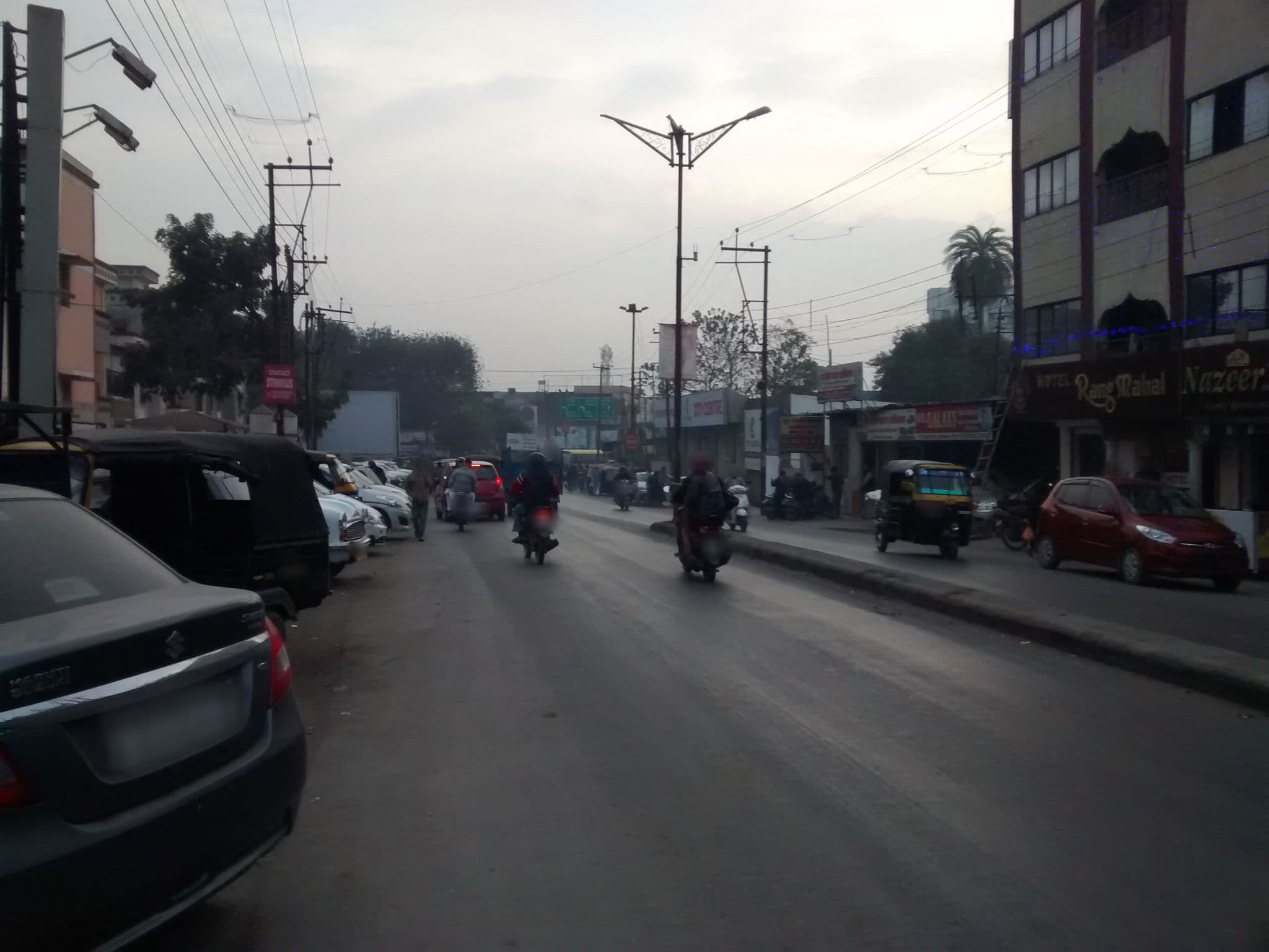 Street view near Hotel Shalimar Deluxe, Dehradun — © nitishrawat53 (CC BY-SA · Mapillary)
