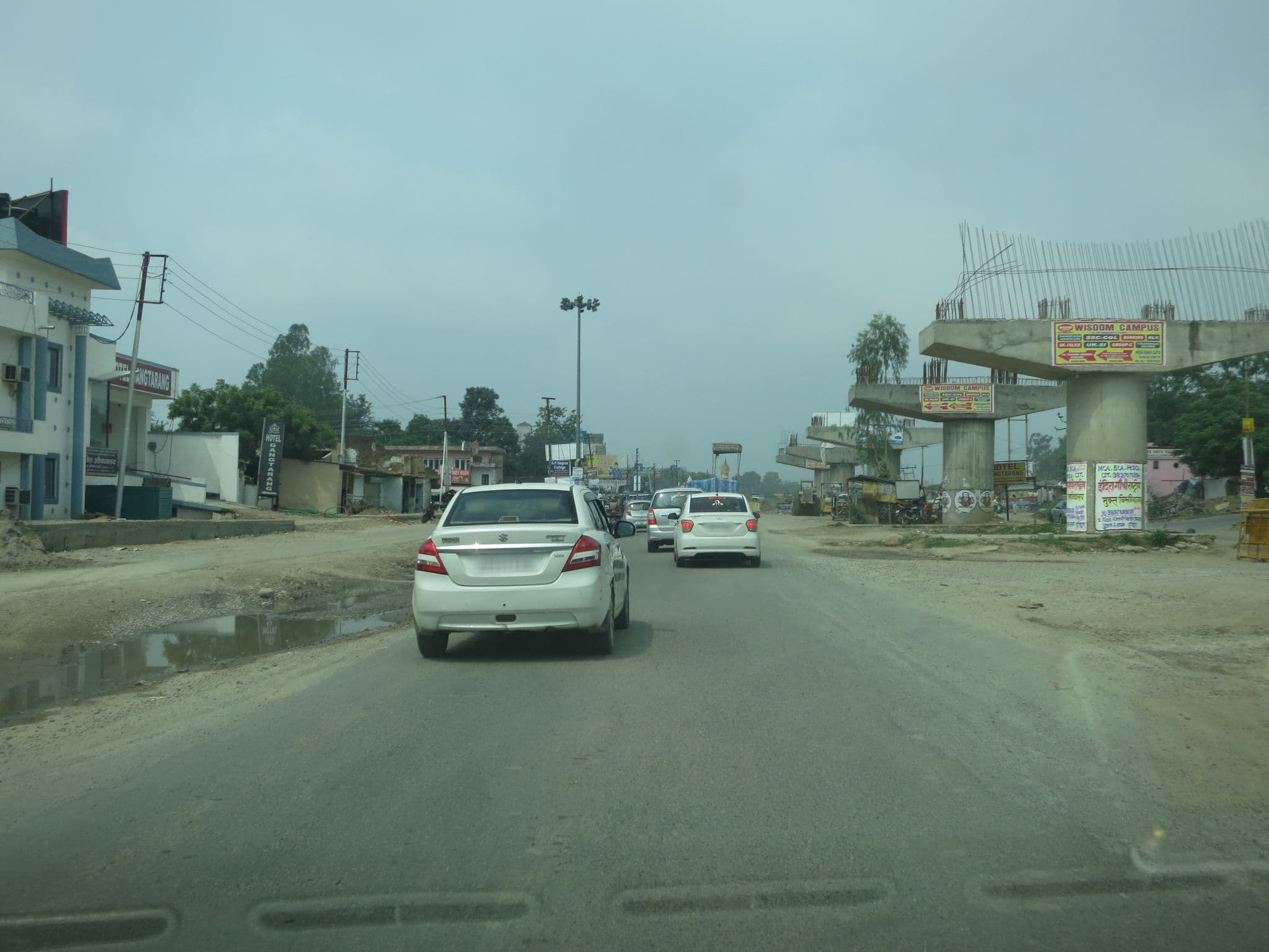 Street view near Hotel Gangtarang, Haridwar — © lto (CC BY-SA · Mapillary)