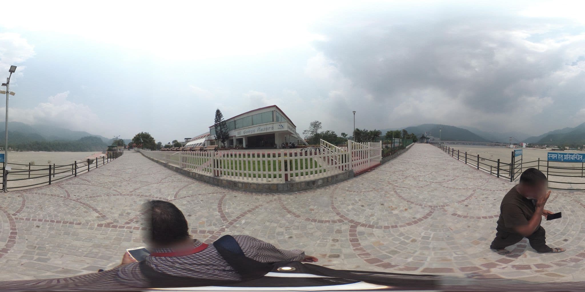Street view near Ganga Resort (GMVN), Rishīkesh — © prasad23427 (CC BY-SA · Mapillary)