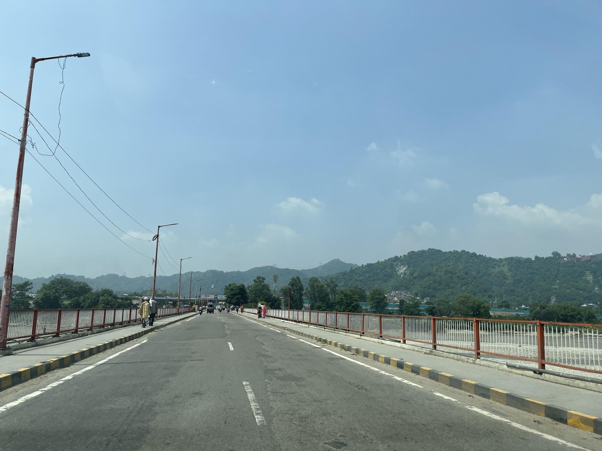 Street view near Meera Yatri Bhawan, Haridwar — © lakshyajeet (CC BY-SA · Mapillary)