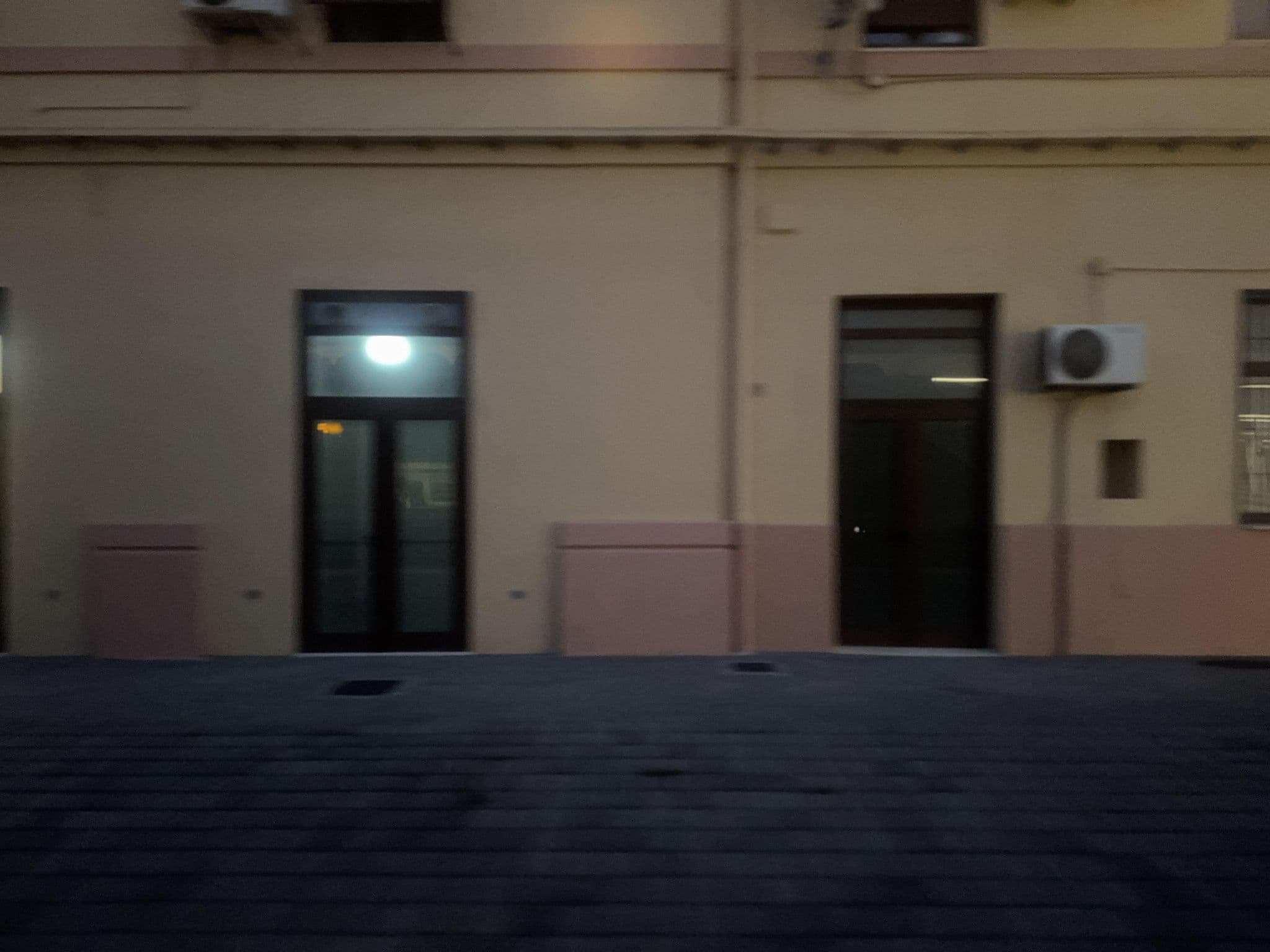 Street view near Il gallo bianco, Cagliari — © mapconcierge (CC BY-SA · Mapillary)