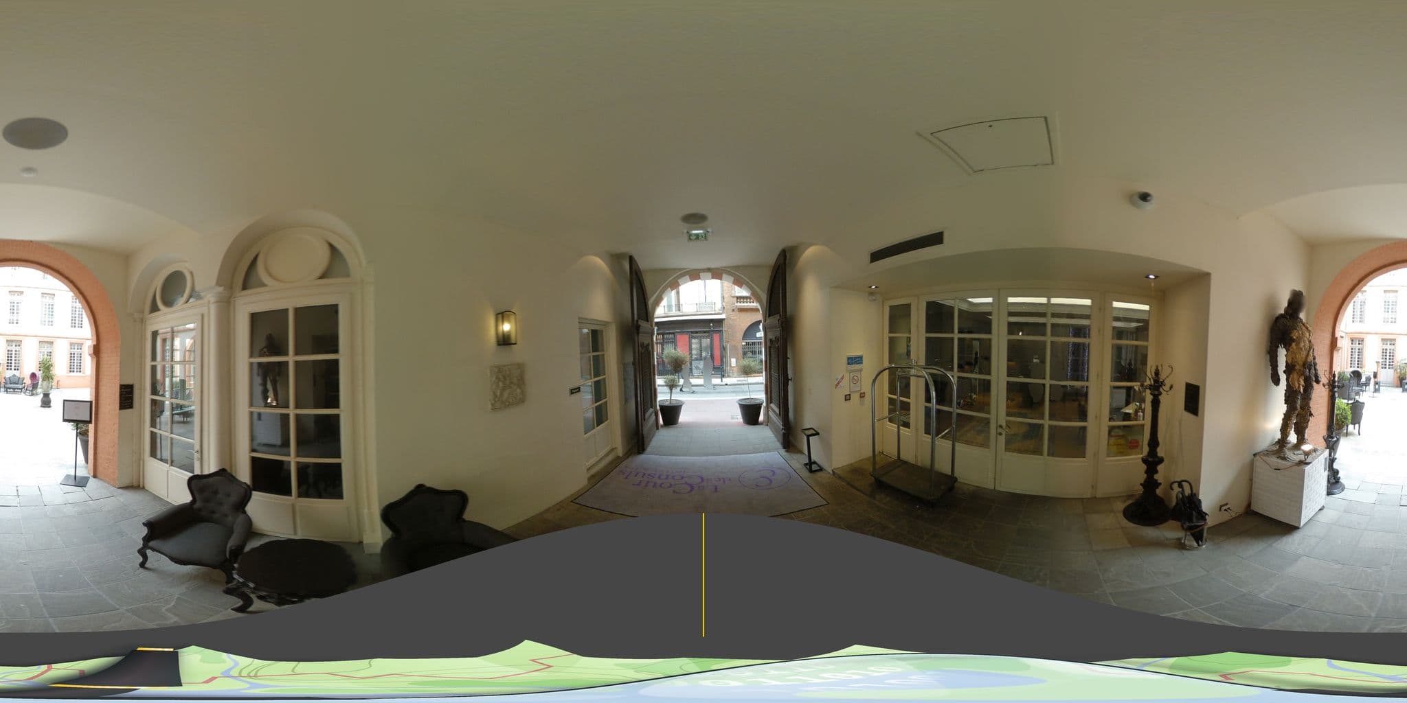 Street view near La Cour des Consuls, Toulouse — © tyndare (CC BY-SA · Mapillary)