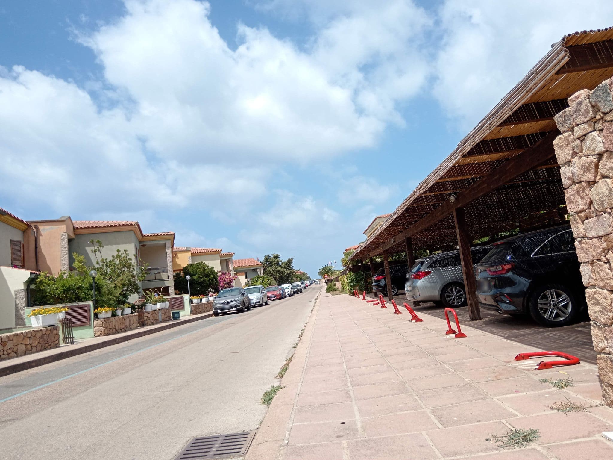 Street view near Residence della Torre, Trinità d'Agultu — © sliznik (CC BY-SA · Mapillary)