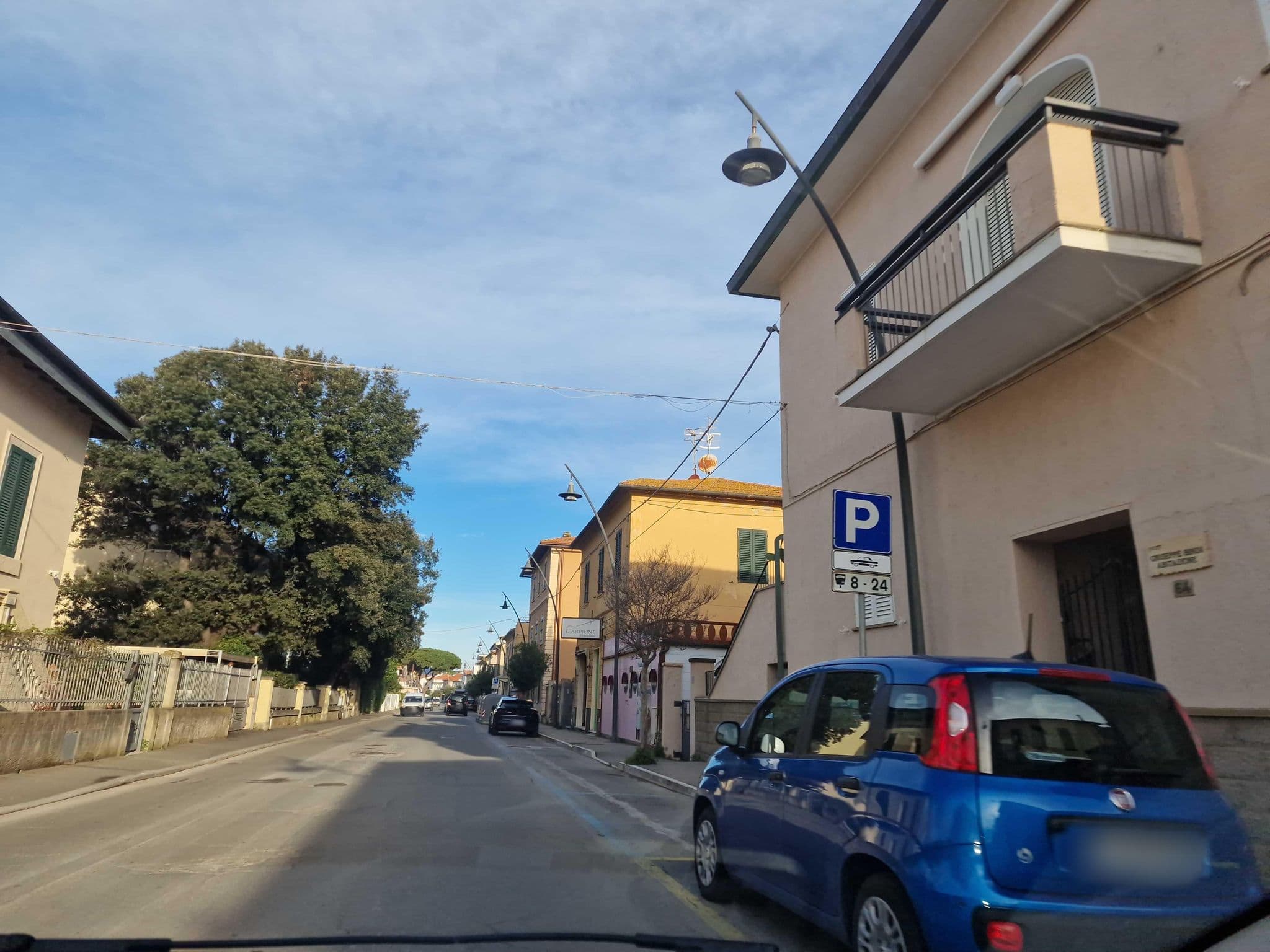 Street view near Casa Guidi, Castiglione della Pescaia — © giacomo123 (CC BY-SA · Mapillary)