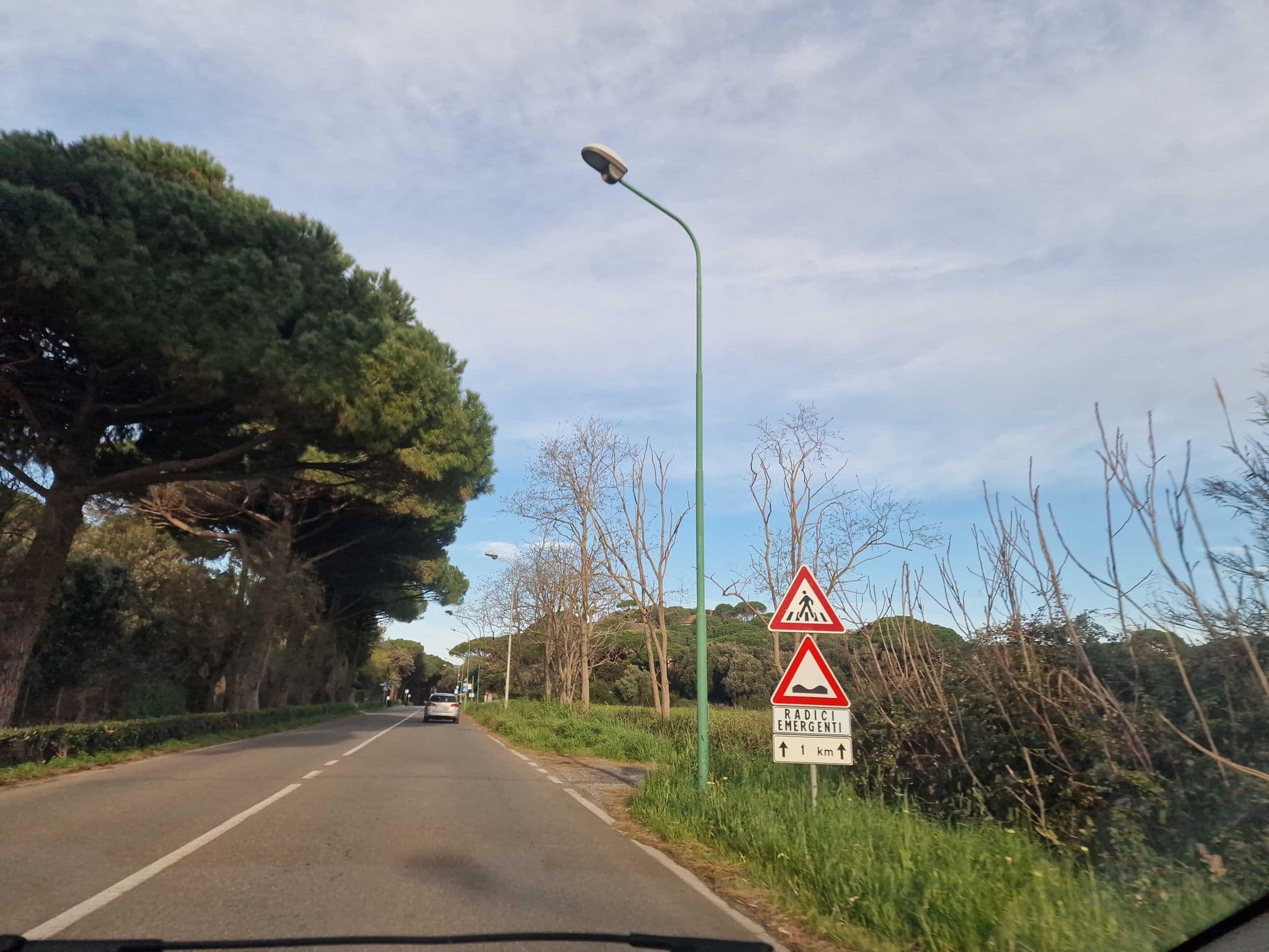 Street view near Riva del Sole Resort & SPA, Castiglione della Pescaia — © giacomo123 (CC BY-SA · Mapillary)