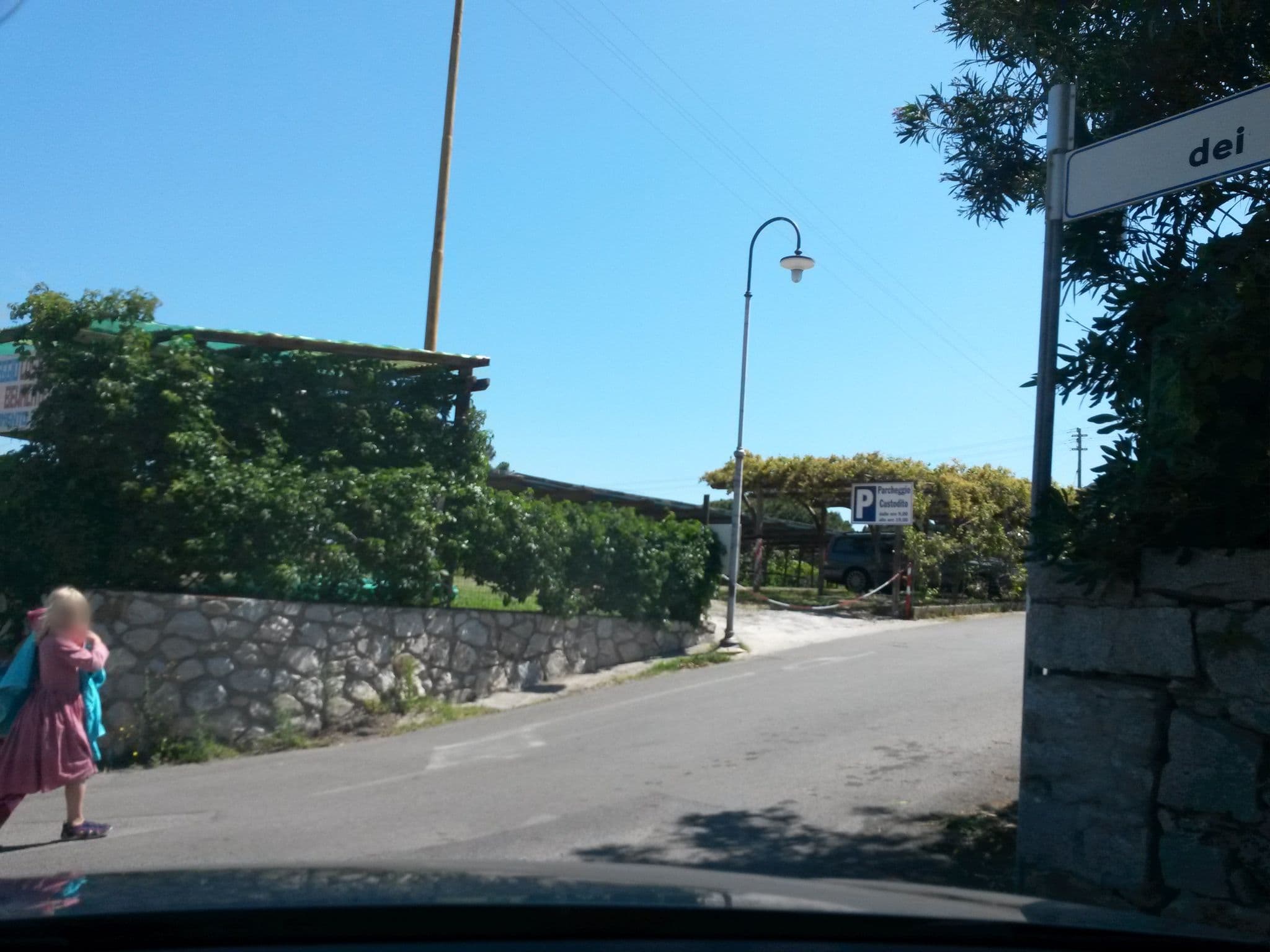 Street view near Hotel Holiday Bambù, Marciana Marina — © rausk (CC BY-SA · Mapillary)