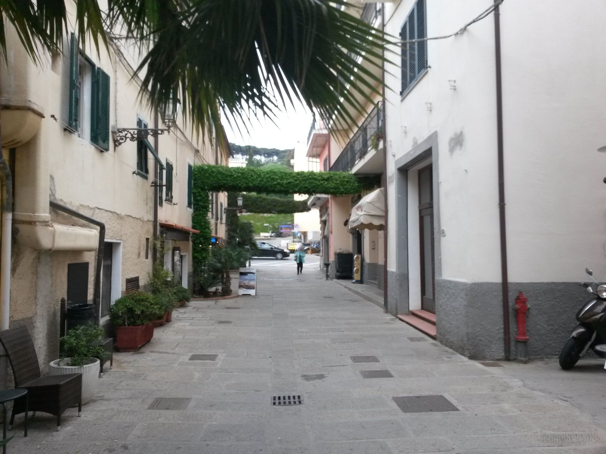 Street view near La Dolcevita, Porto Azzurro — © rausk (CC BY-SA · Mapillary)