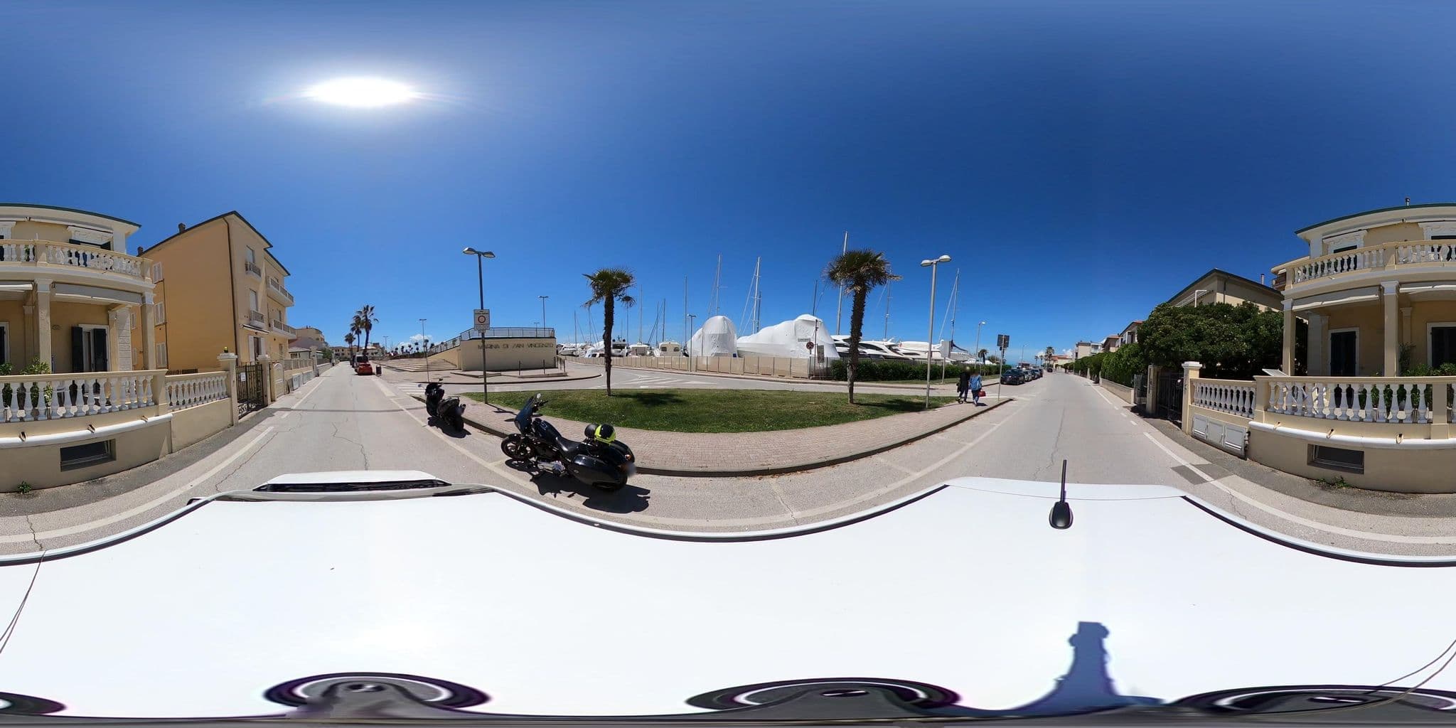 Street view near Villa Liberty, San Vincenzo — © momix (CC BY-SA · Mapillary)